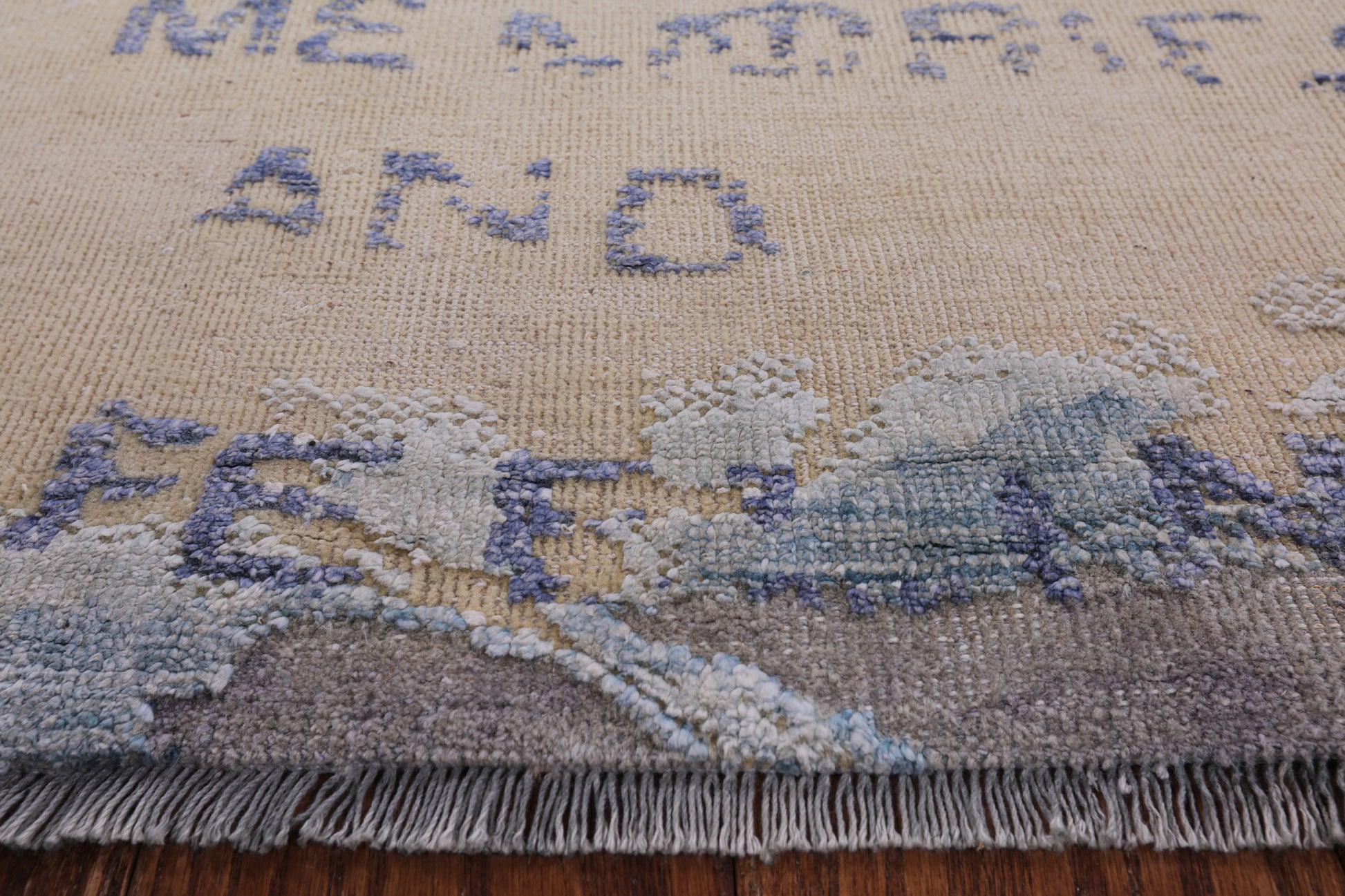 Silk With Oxidized Wool Handmade Area Rug - 7' 10" X 10' 5" - Golden Nile