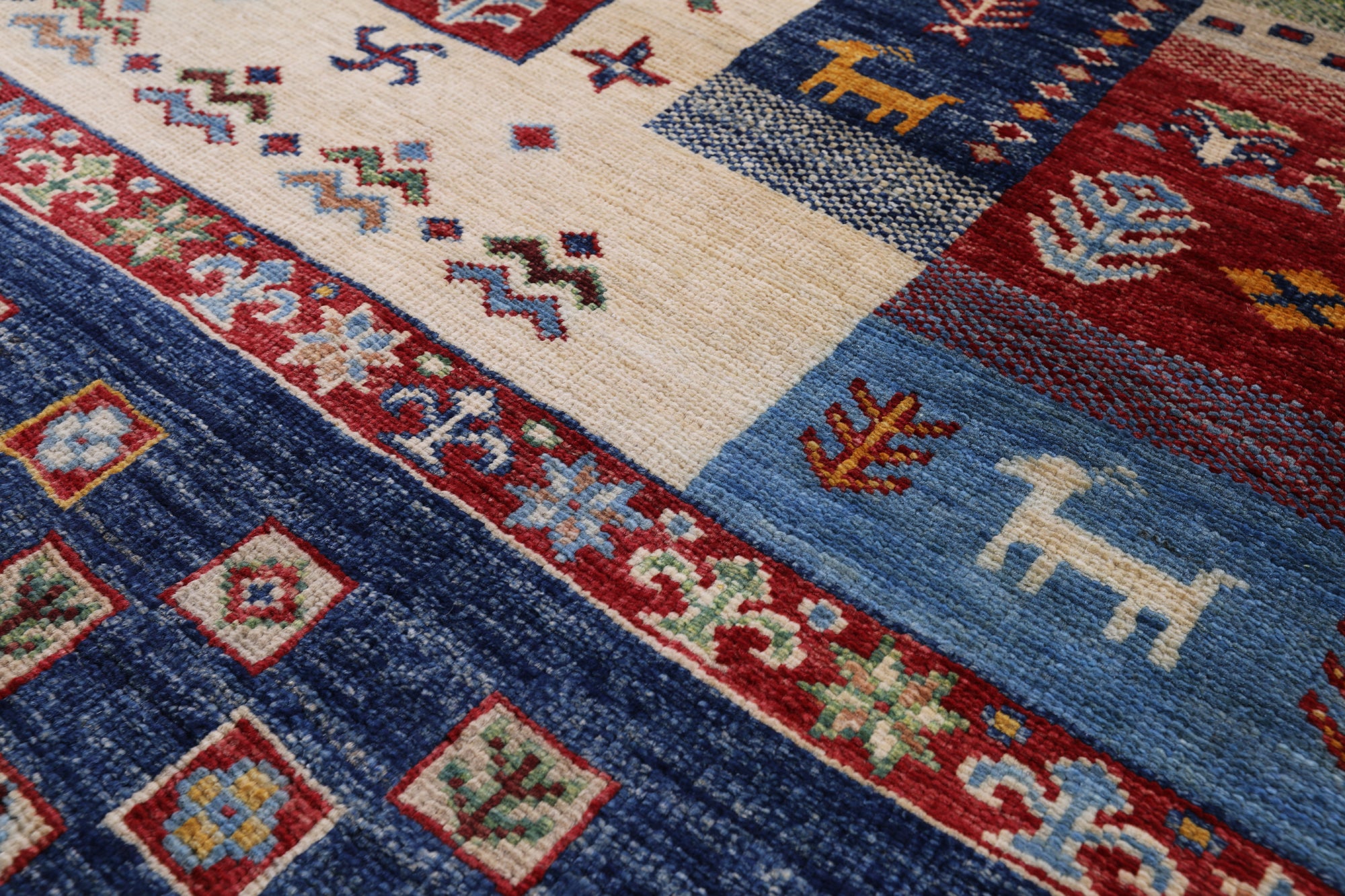 Tribal Persian Gabbeh Hand Knotted Wool Rug - 5' 9" X 7' 3" - Golden Nile