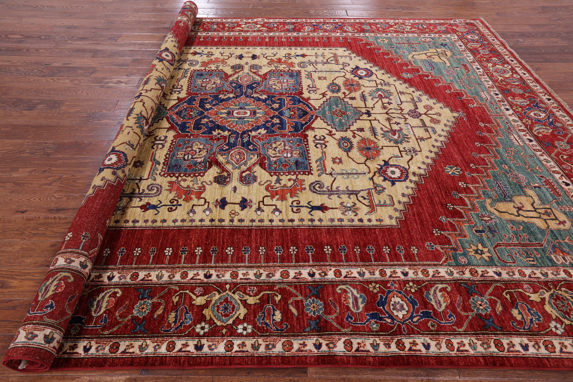 Fine Serapi Hand Knotted Wool Area Rug - 8' 11" X 12' 2" - Golden Nile