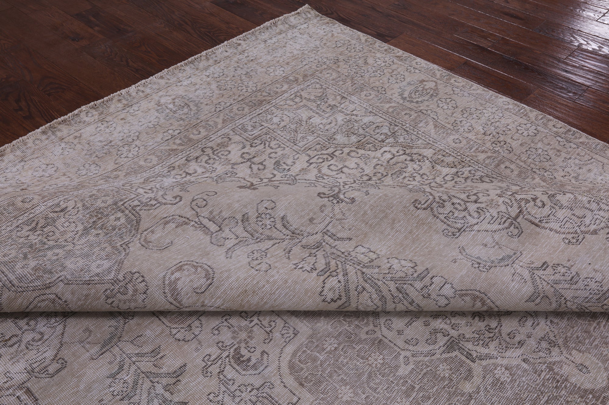 Ivory Persian Vintage White Wash Hand Knotted Wool Area Rug - 9' 8" X 12' 5" - Golden Nile