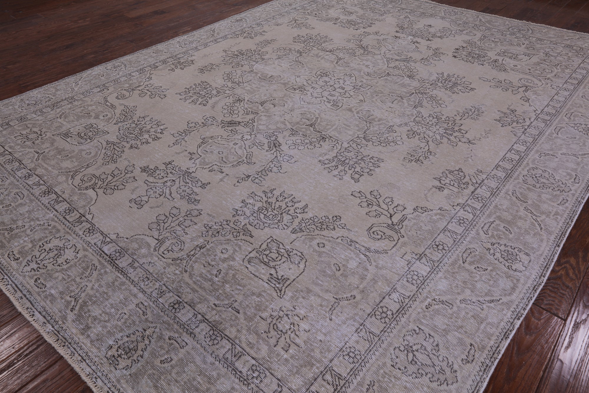 Ivory Persian Vintage White Wash Hand Knotted Wool Area Rug - 9' 5" X 12' 7" - Golden Nile