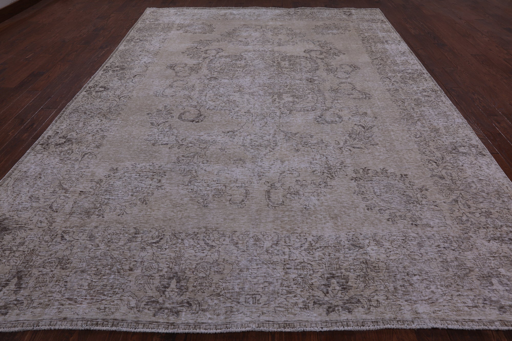 Ivory Persian Vintage White Wash Hand Knotted Wool Area Rug - 9' 9" X 12' 8" - Golden Nile