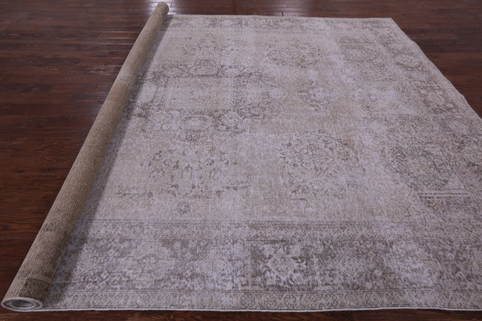 Ivory Persian Vintage White Wash Hand Knotted Wool Area Rug - 9' 7" X 12' 4" - Golden Nile