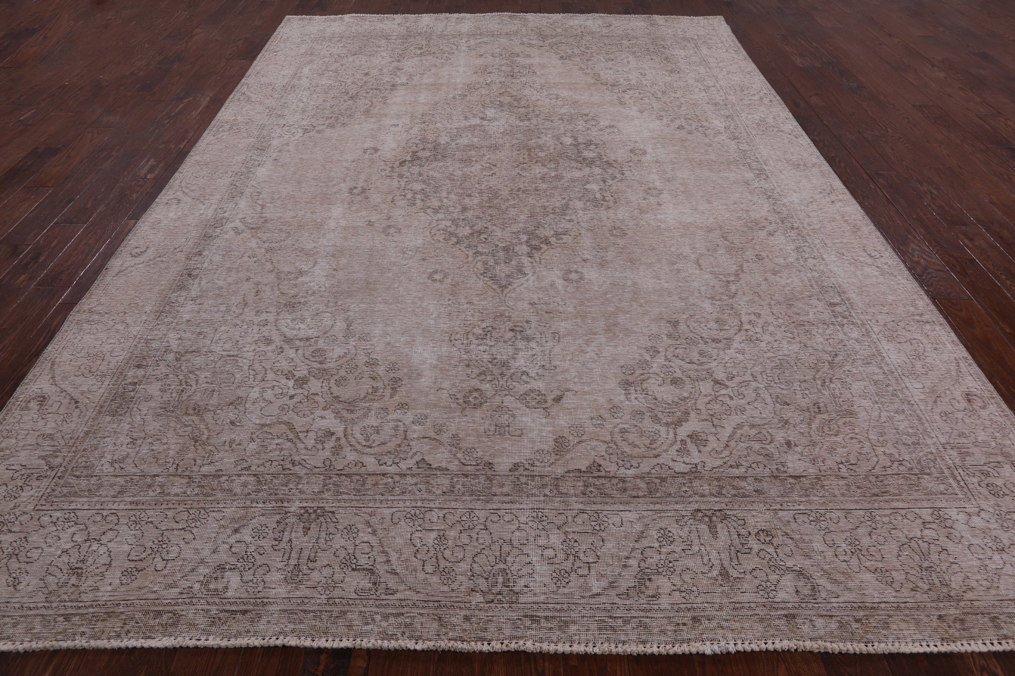 Ivory Persian Vintage White Wash Hand Knotted Wool Area Rug - 9' 1" X 12' 8" - Golden Nile