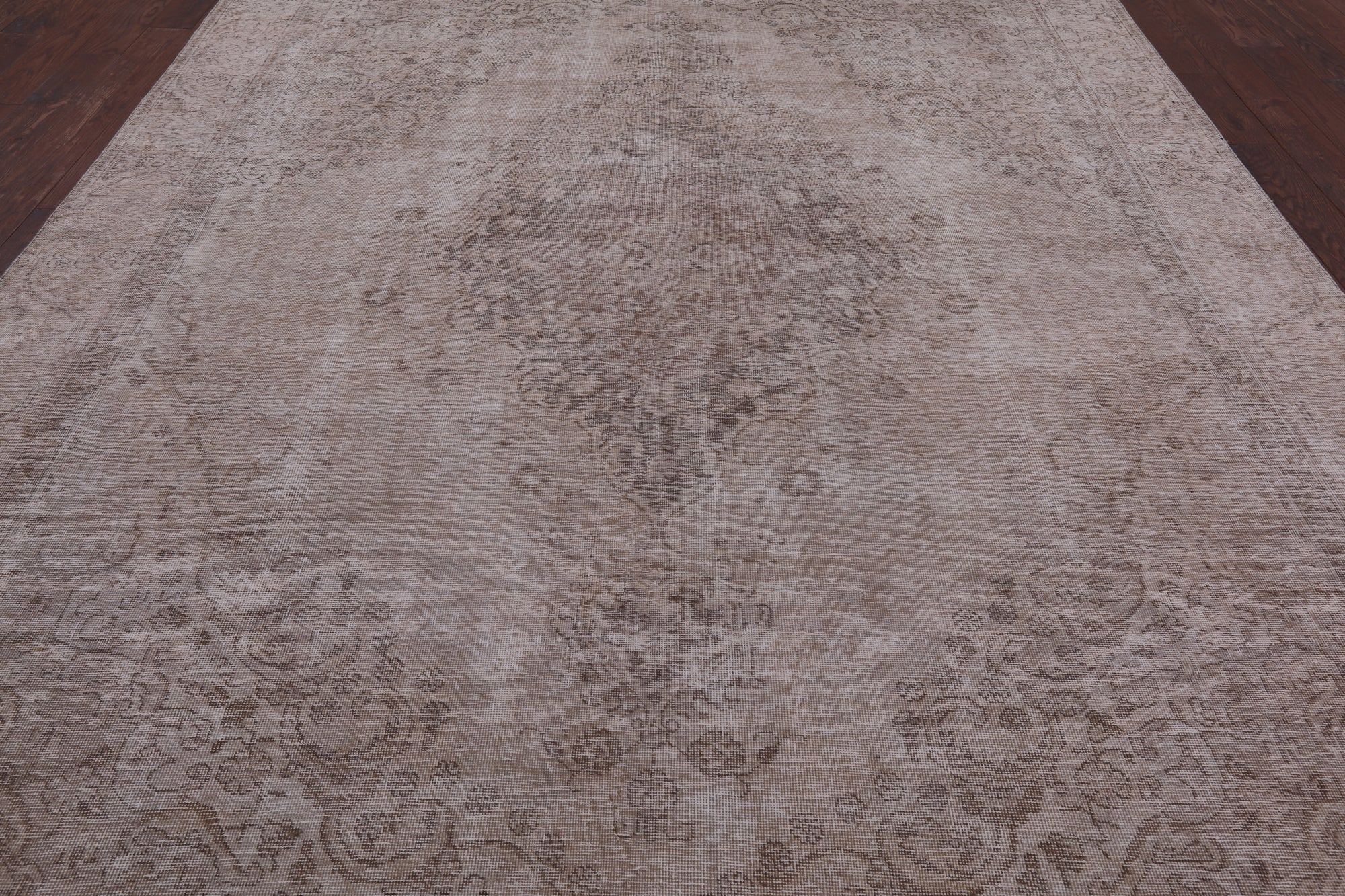 Ivory Persian Vintage White Wash Hand Knotted Wool Area Rug - 9' 1" X 12' 8" - Golden Nile