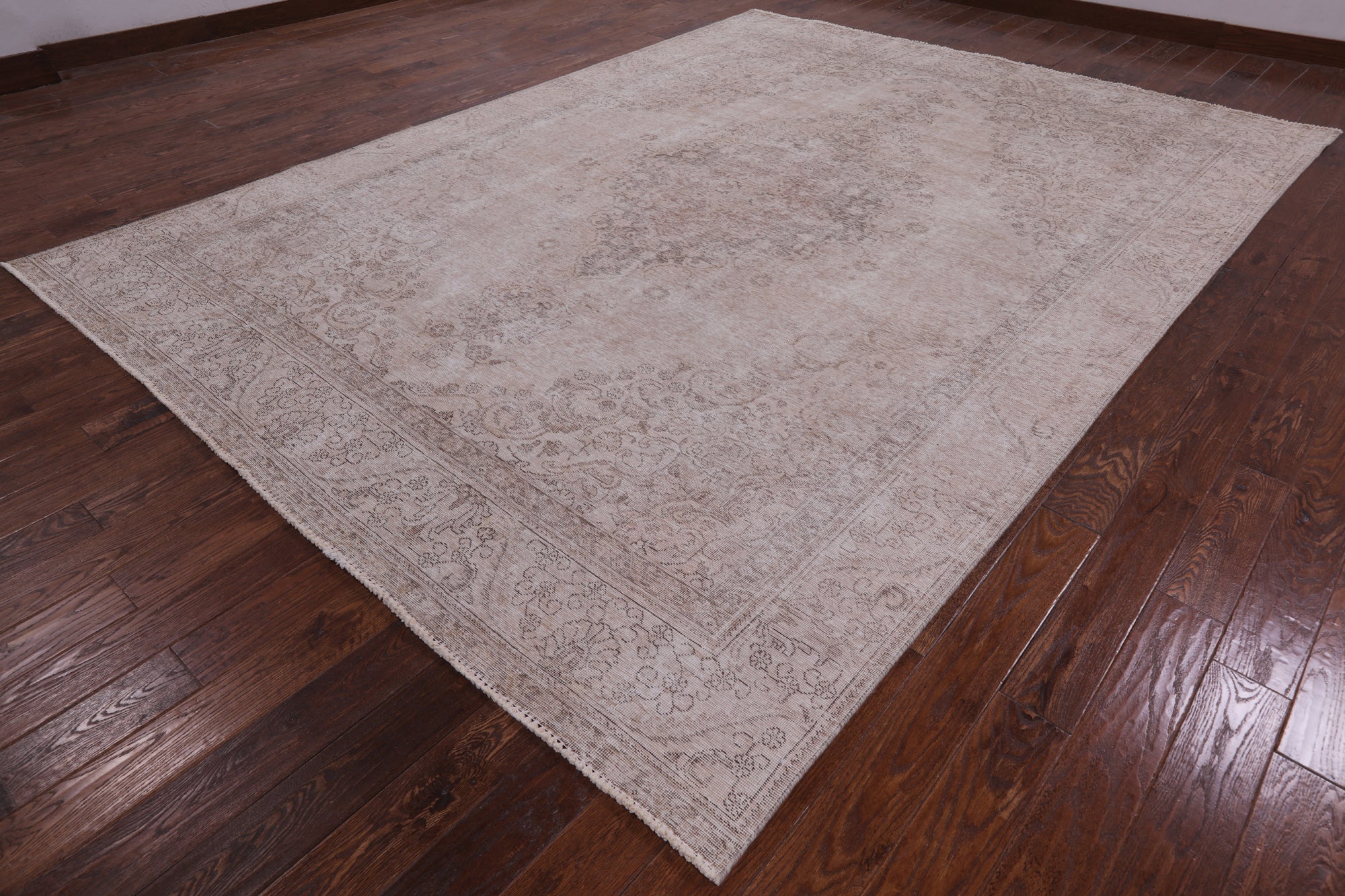 Ivory Persian Vintage White Wash Hand Knotted Wool Area Rug - 9' 1" X 12' 8" - Golden Nile