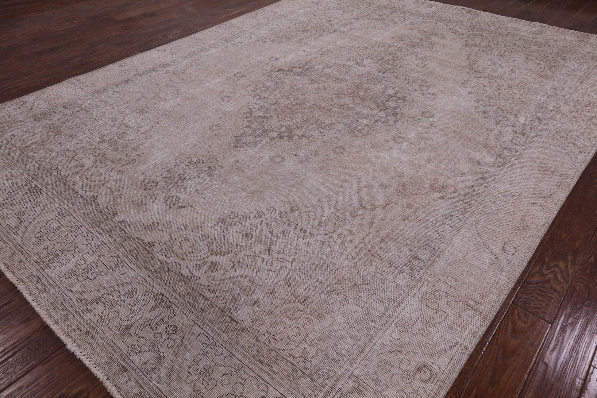 Ivory Persian Vintage White Wash Hand Knotted Wool Area Rug - 9' 1" X 12' 8" - Golden Nile