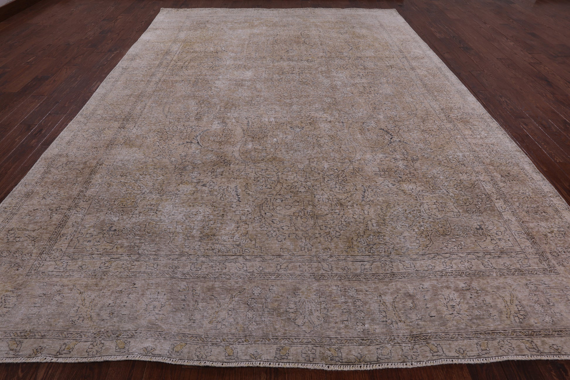 Persian Vintage White Wash Hand Knotted Wool Area Rug - 9' 10" X 13' 3" - Golden Nile