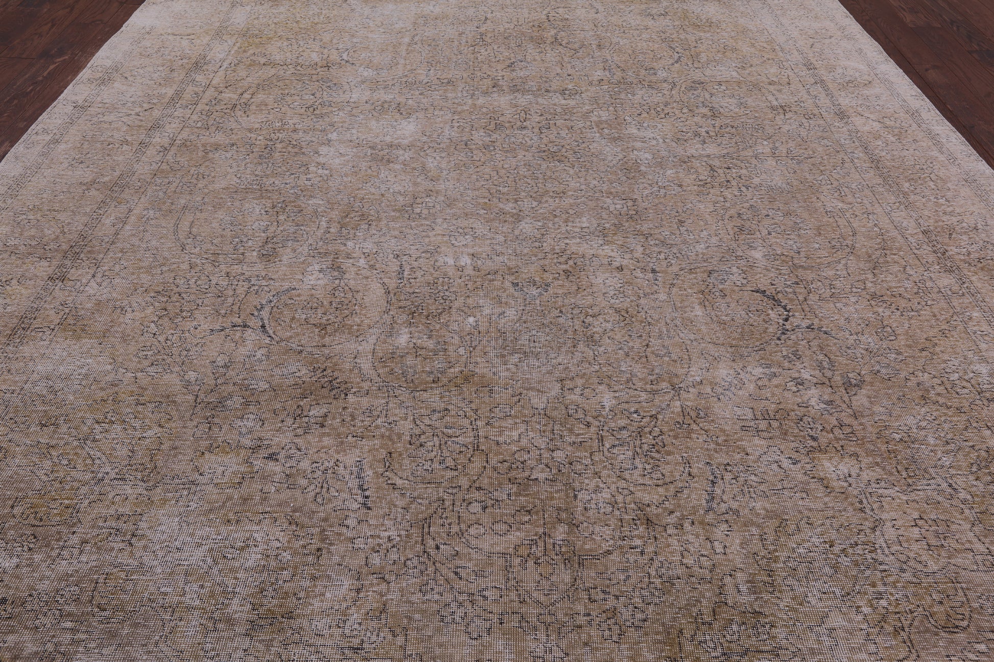 Persian Vintage White Wash Hand Knotted Wool Area Rug - 9' 10" X 13' 3" - Golden Nile