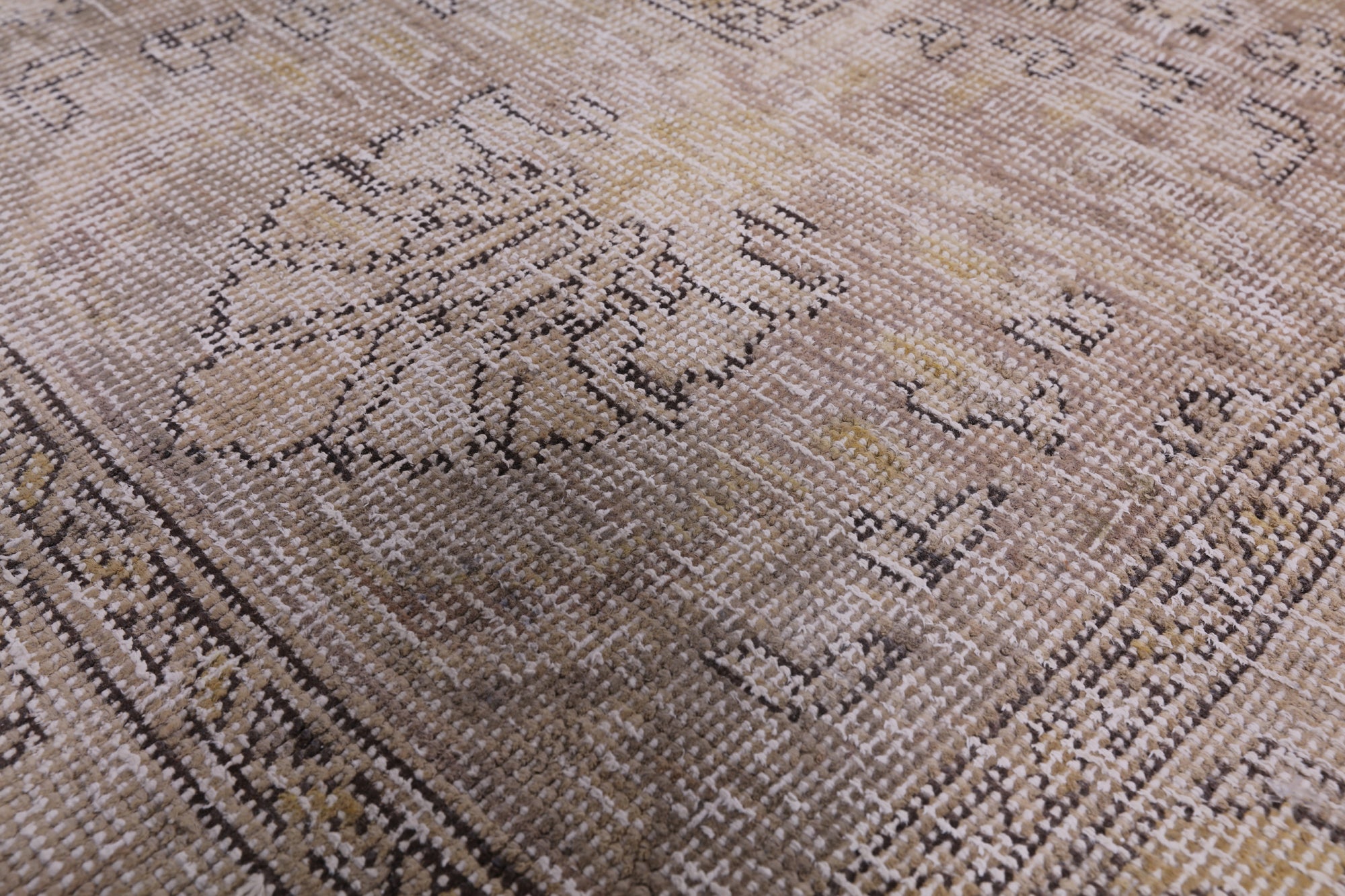 Persian Vintage White Wash Hand Knotted Wool Area Rug - 9' 10" X 13' 3" - Golden Nile