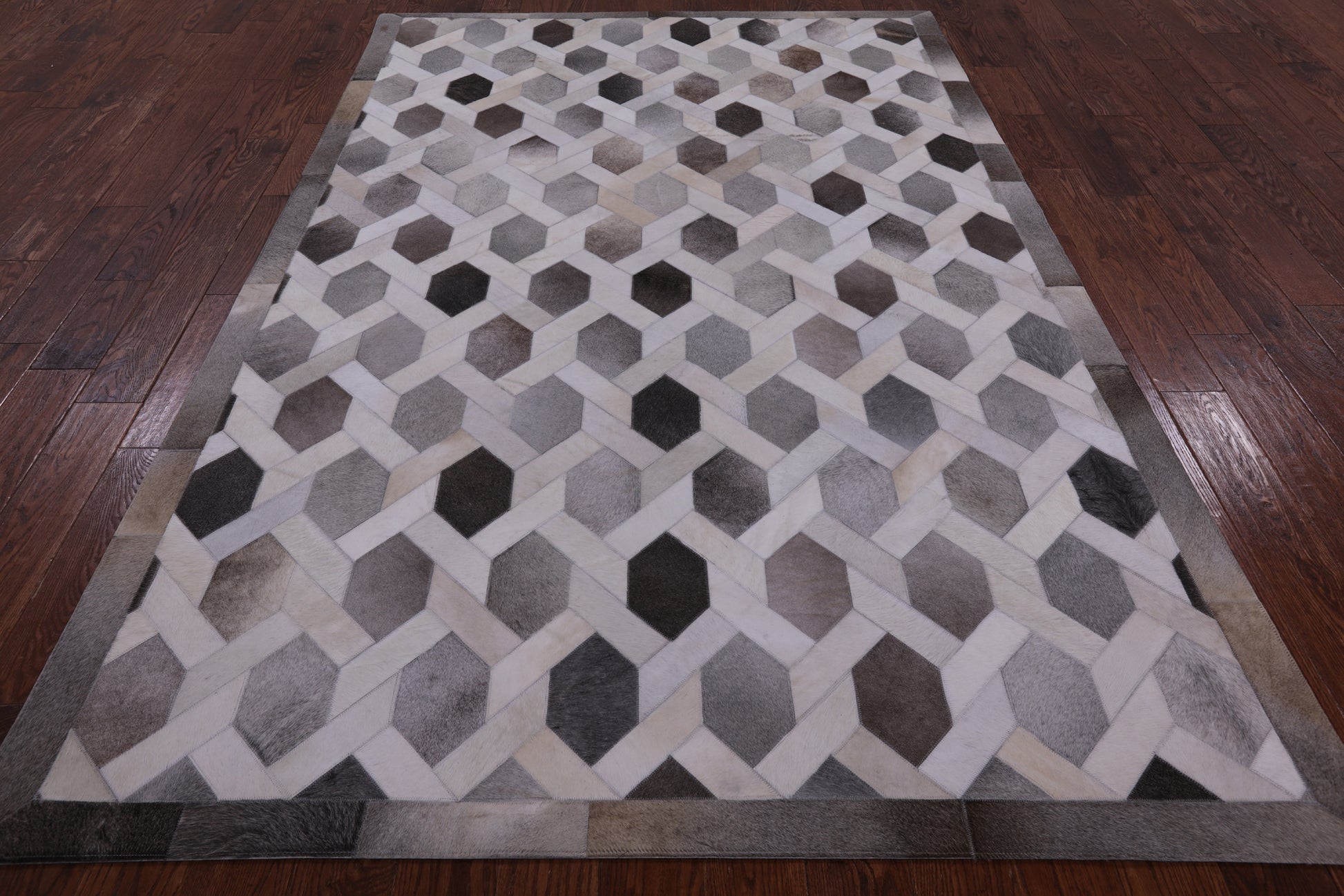 Natural Cowhide Hand Stitched Patchwork Rug - 6' 0" X 9' 0" - Golden Nile