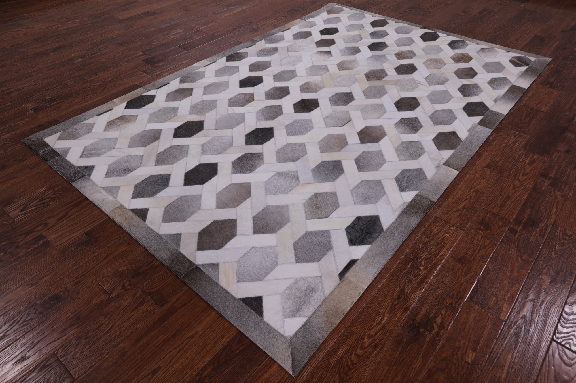 Natural Cowhide Hand Stitched Patchwork Rug - 6' 0" X 9' 0" - Golden Nile