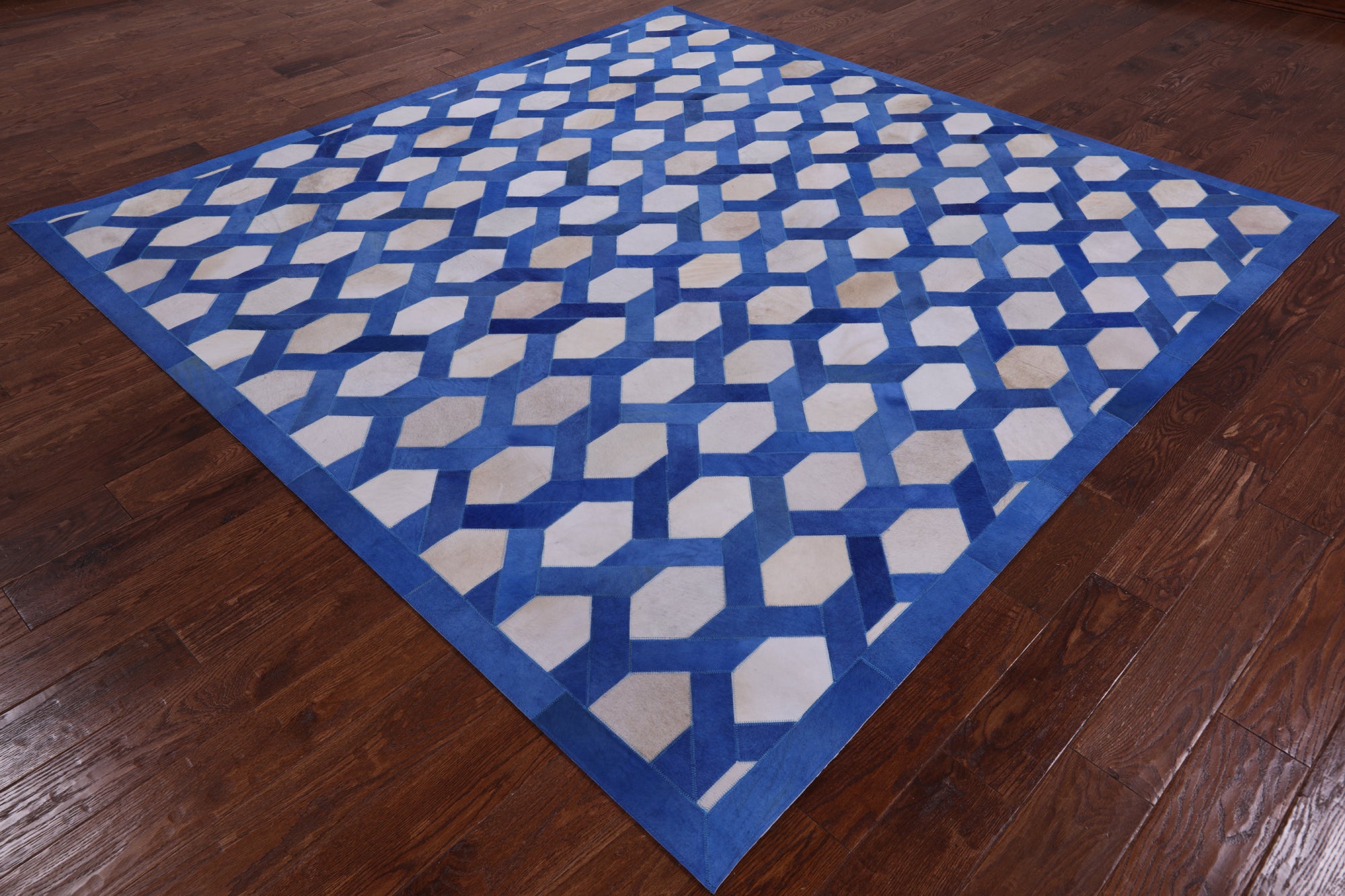 Square Natural Cowhide Hand Stitched Patchwork Rug - 8' 0" X 8' 0" - Golden Nile