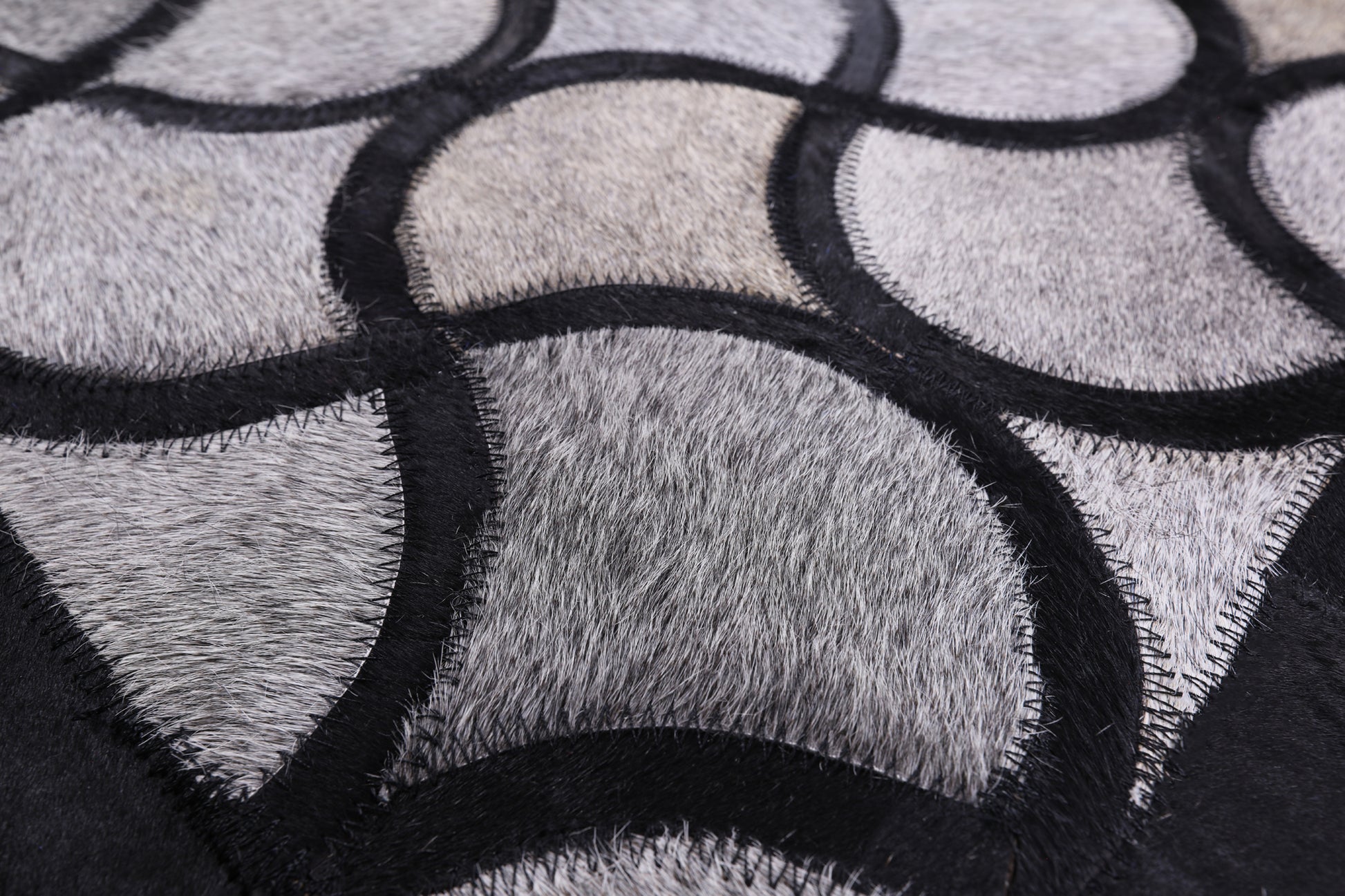 Natural Cowhide Hand Stitched Patchwork Rug - 4' 0" X 6' 0" - Golden Nile