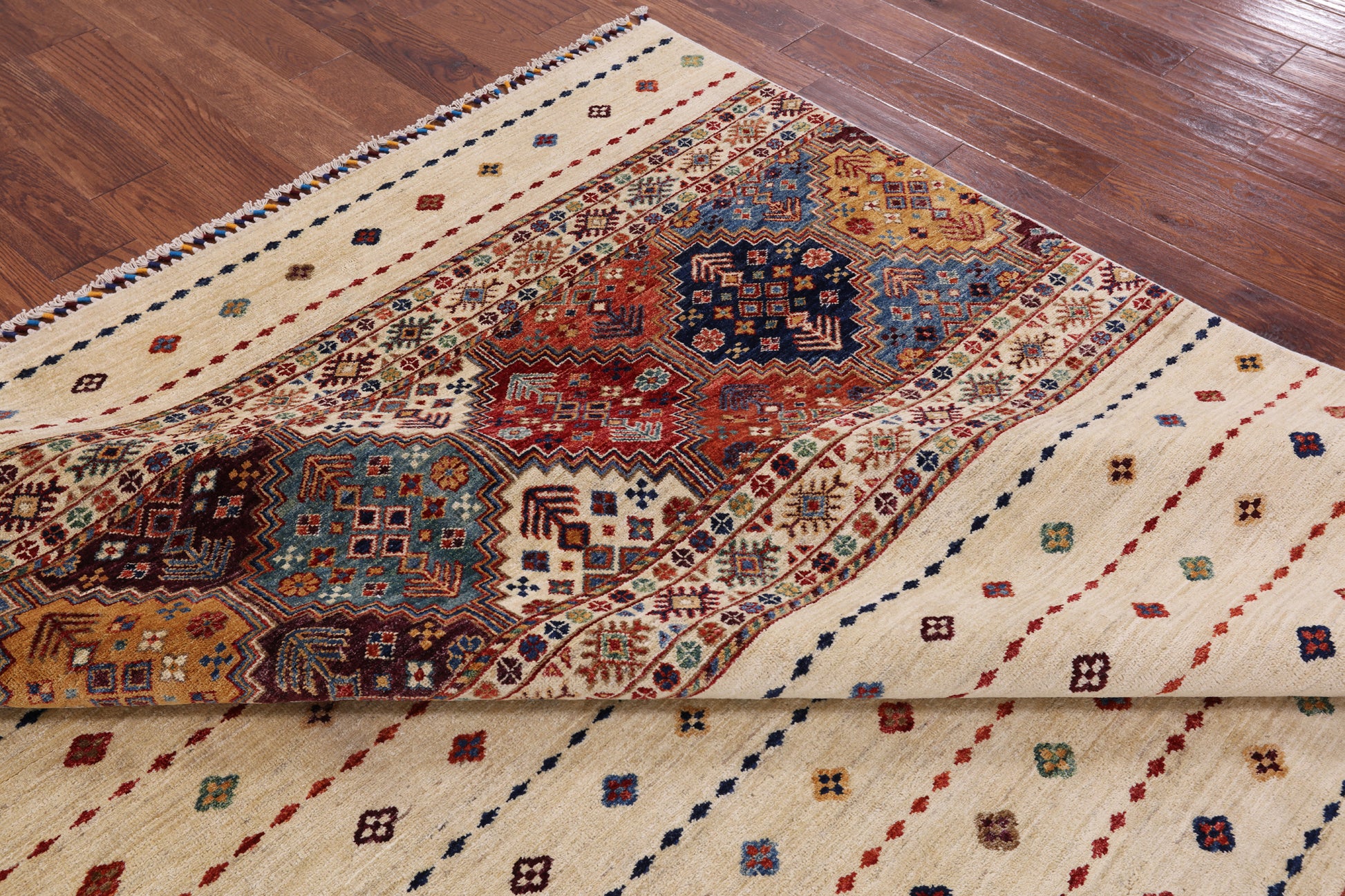 Ivory Khorjin Persian Gabbeh Hand Knotted Wool Area Rug - 7' 10" X 10' 2" - Golden Nile