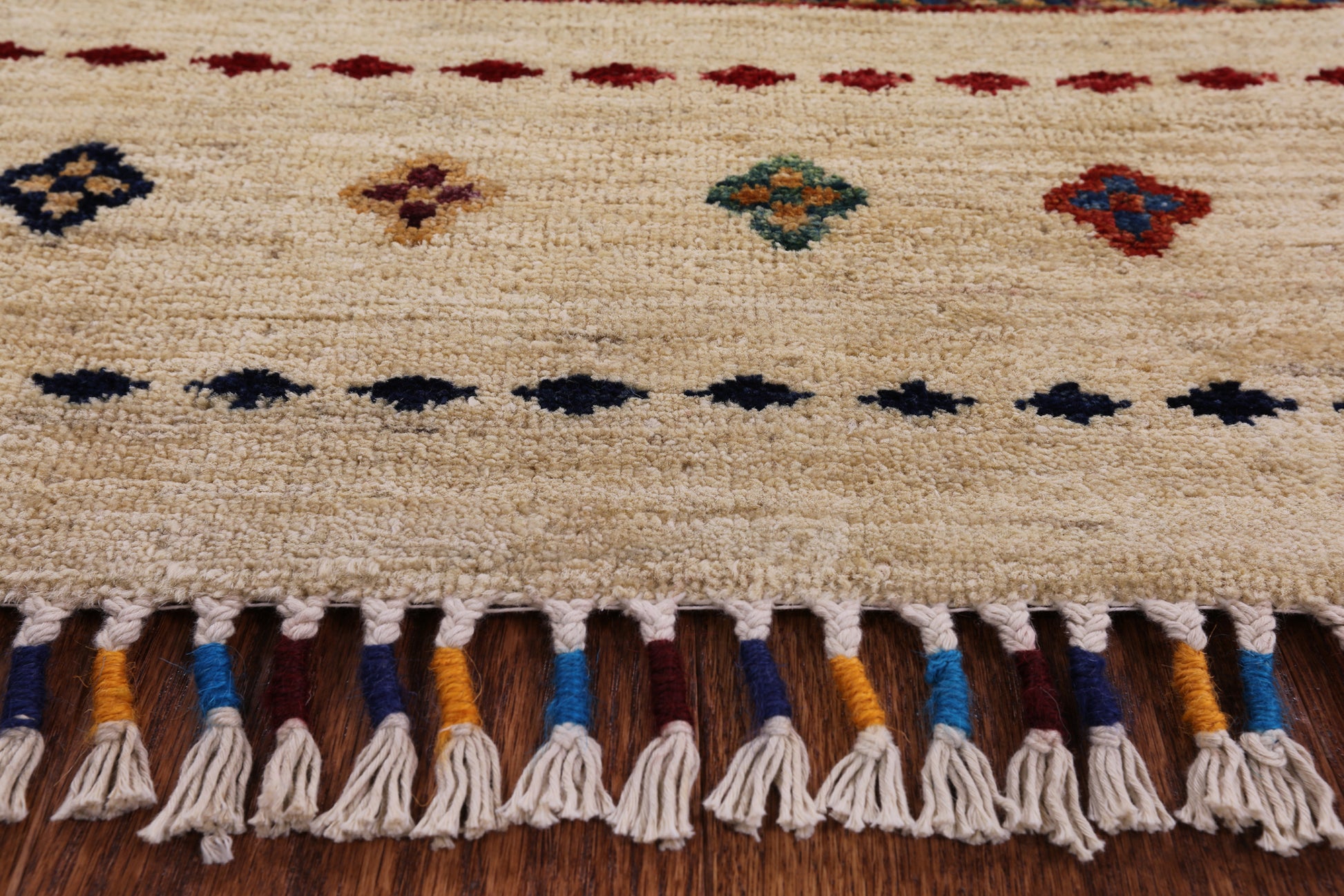 Ivory Khorjin Persian Gabbeh Hand Knotted Wool Area Rug - 7' 10" X 10' 2" - Golden Nile