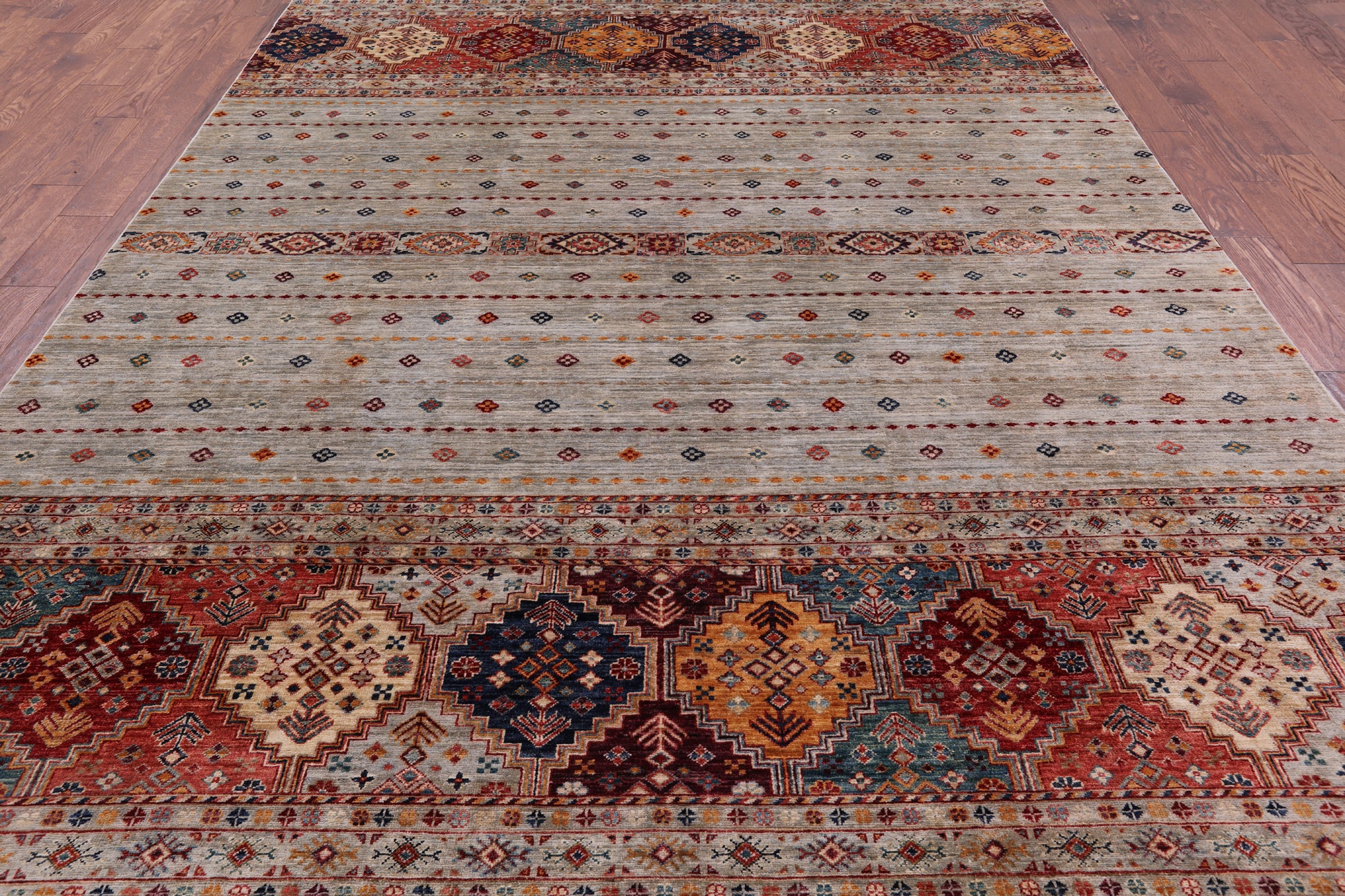 Khorjin Persian Gabbeh Handmade Wool Rug - 8' 2" X 11' 2" - Golden Nile