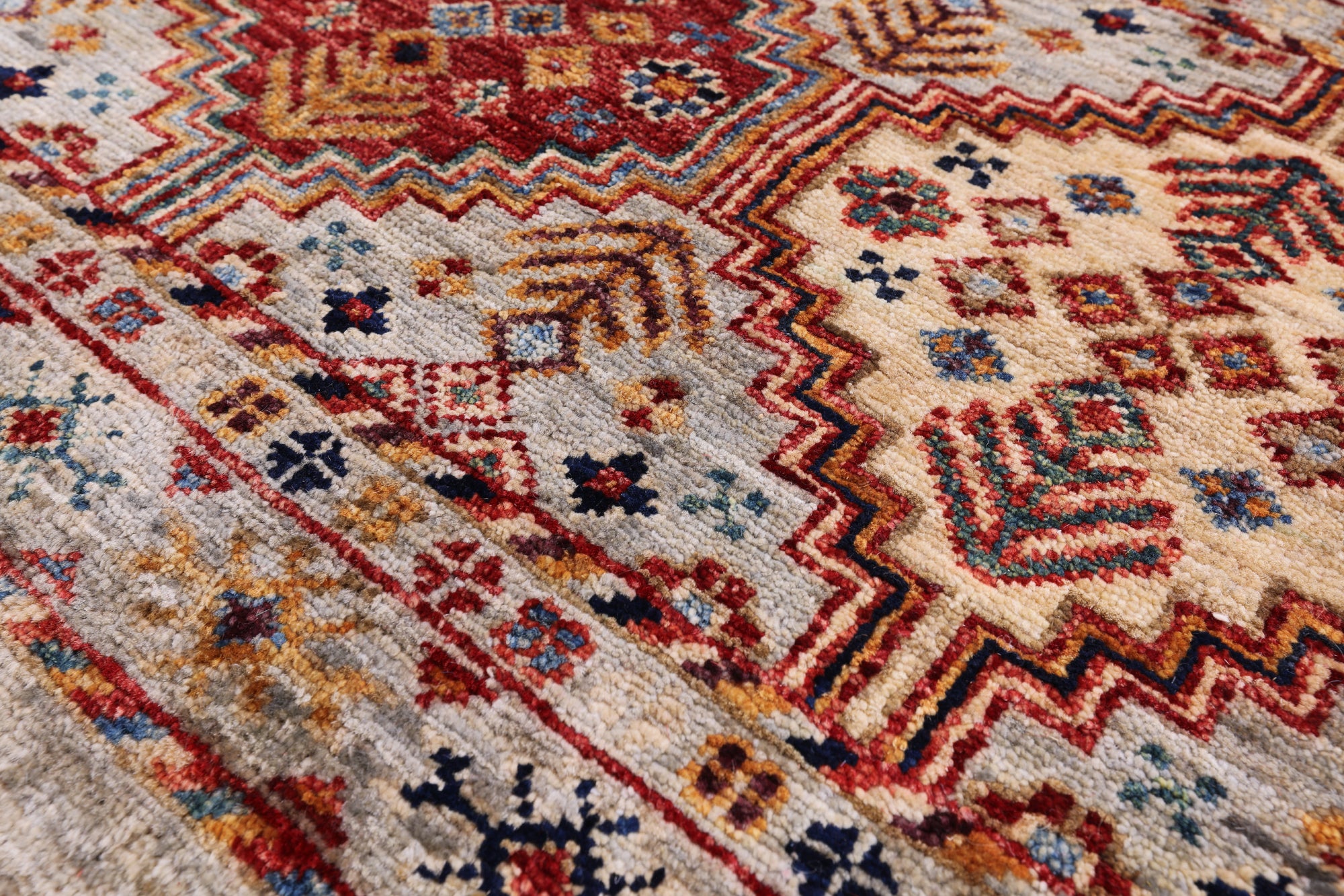 Khorjin Persian Gabbeh Hand Knotted Wool Rug - 4' 10" X 6' 9" - Golden Nile