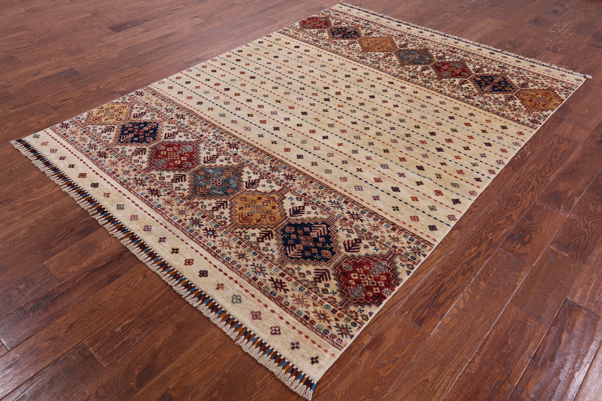 Ivory Khorjin Persian Gabbeh Hand Knotted Wool Area Rug - 5' 8" X 7' 9" - Golden Nile