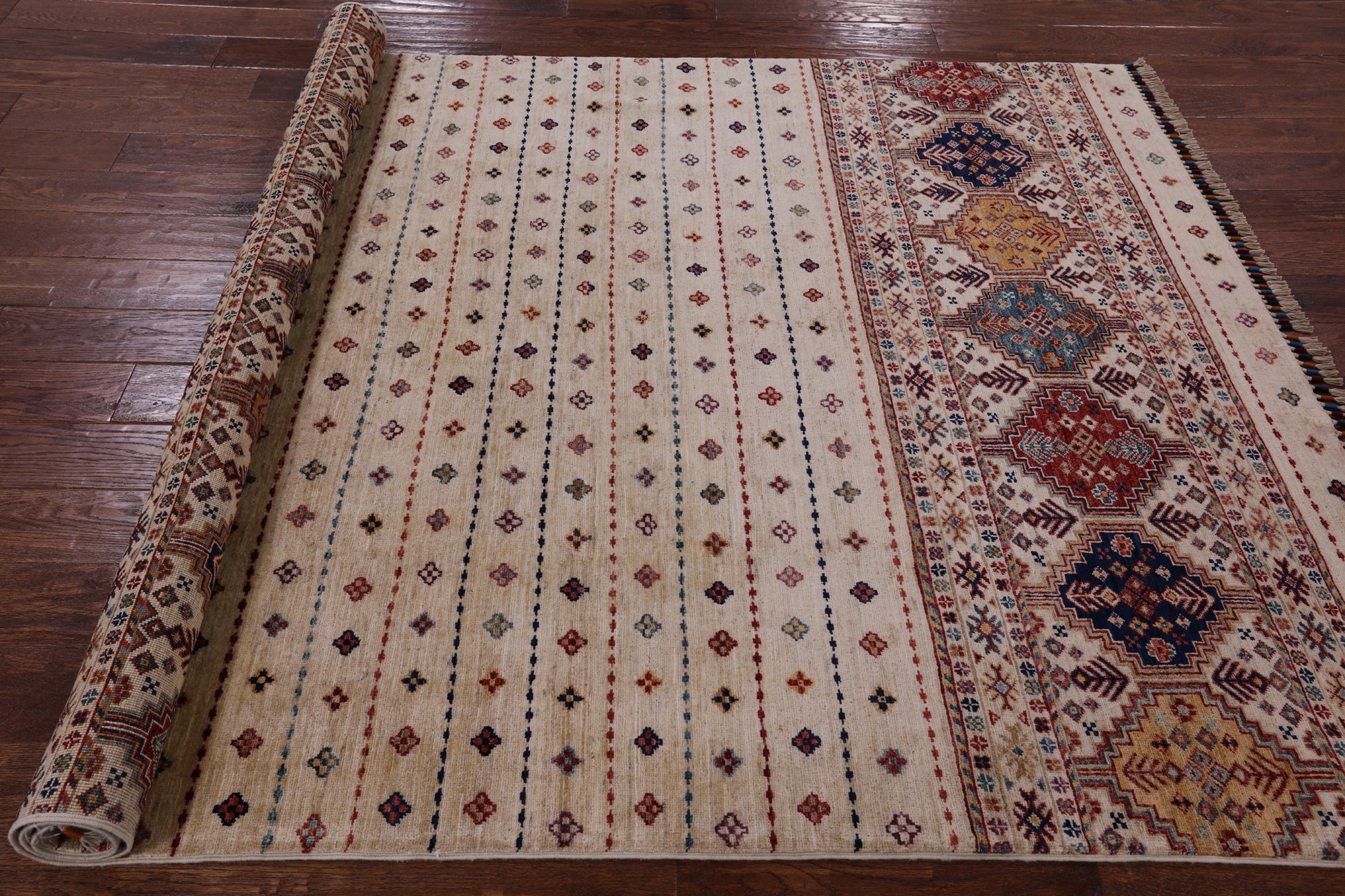 Ivory Khorjin Persian Gabbeh Hand Knotted Wool Area Rug - 5' 8" X 7' 9" - Golden Nile