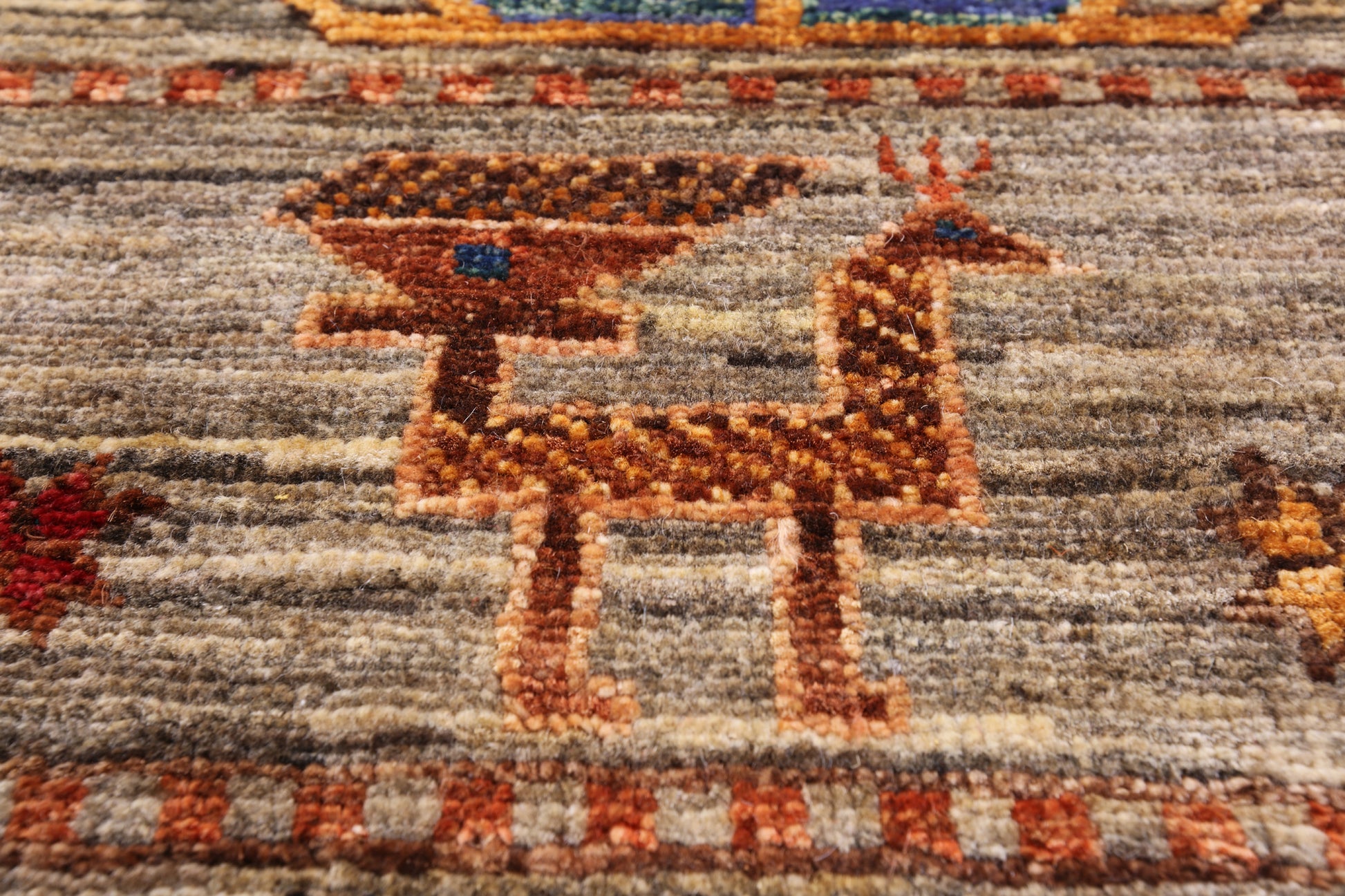 Persian Gabbeh Handmade Wool Area Rug - 5' 6" X 8' 3" - Golden Nile