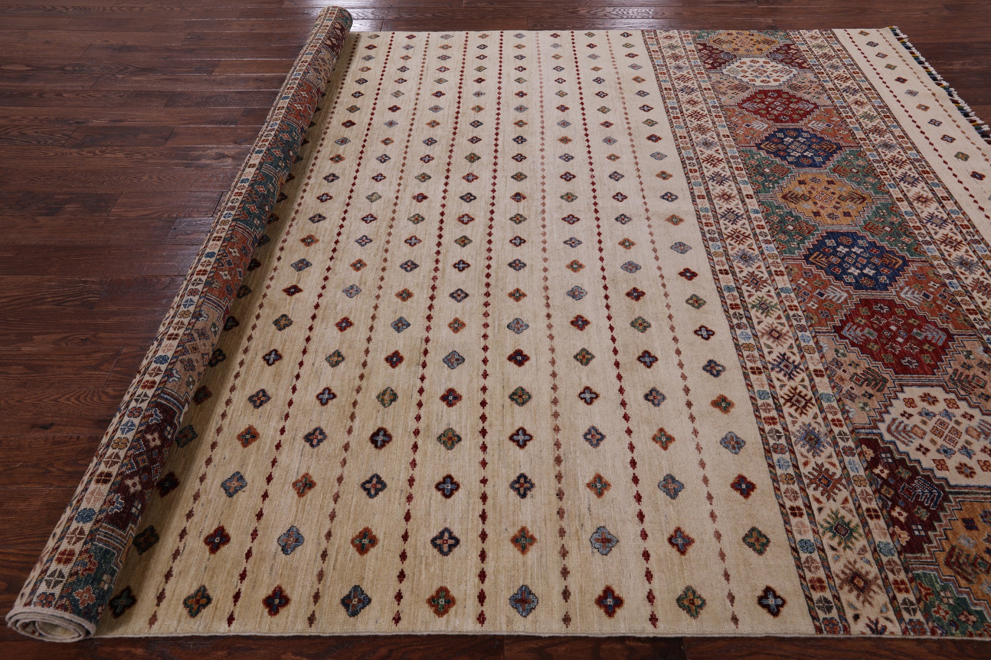 Ivory Khorjin Persian Gabbeh Hand Knotted Wool Rug - 8' 1" X 10' 10" - Golden Nile