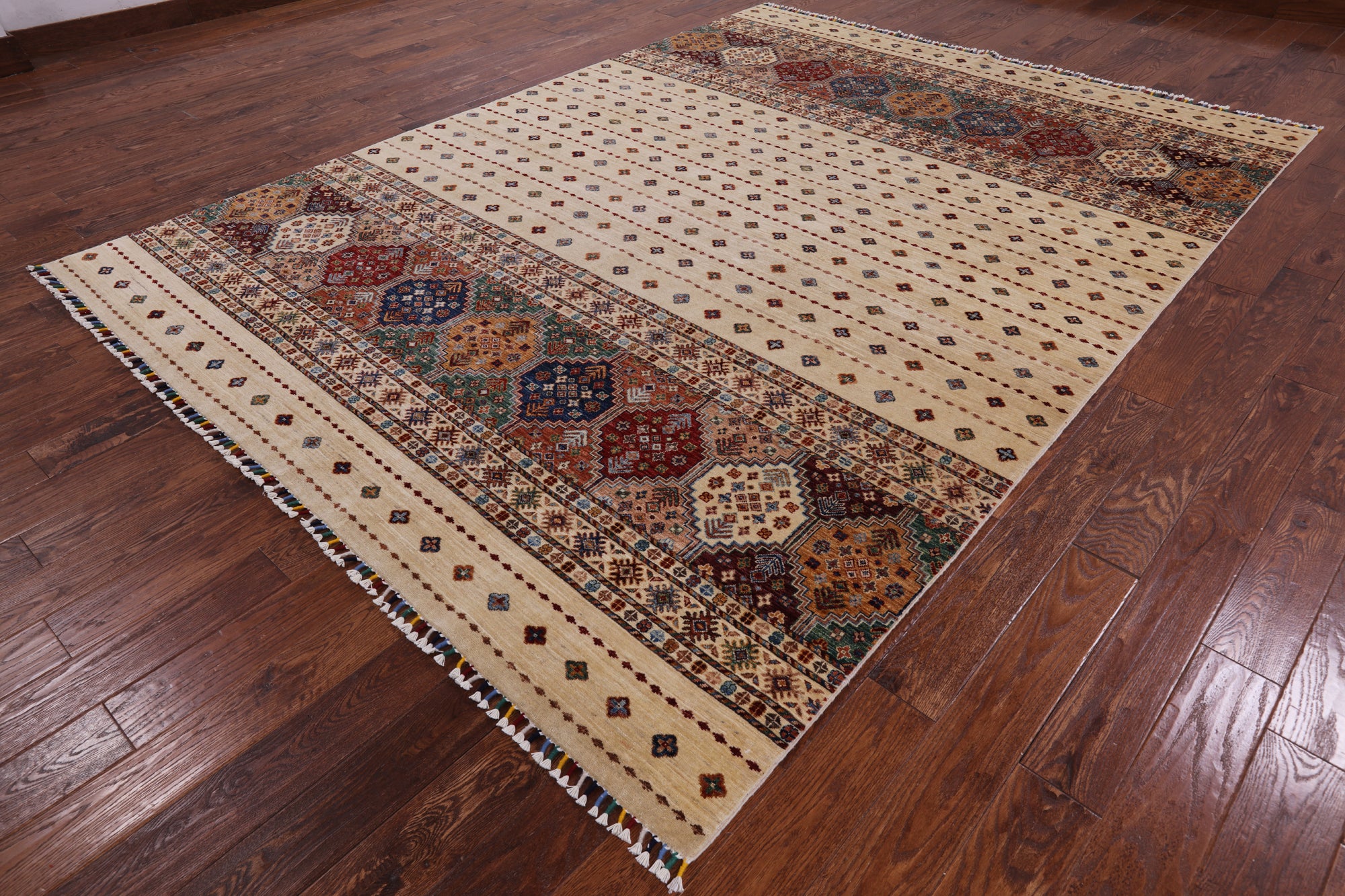 Ivory Khorjin Persian Gabbeh Hand Knotted Wool Rug - 8' 1" X 10' 10" - Golden Nile