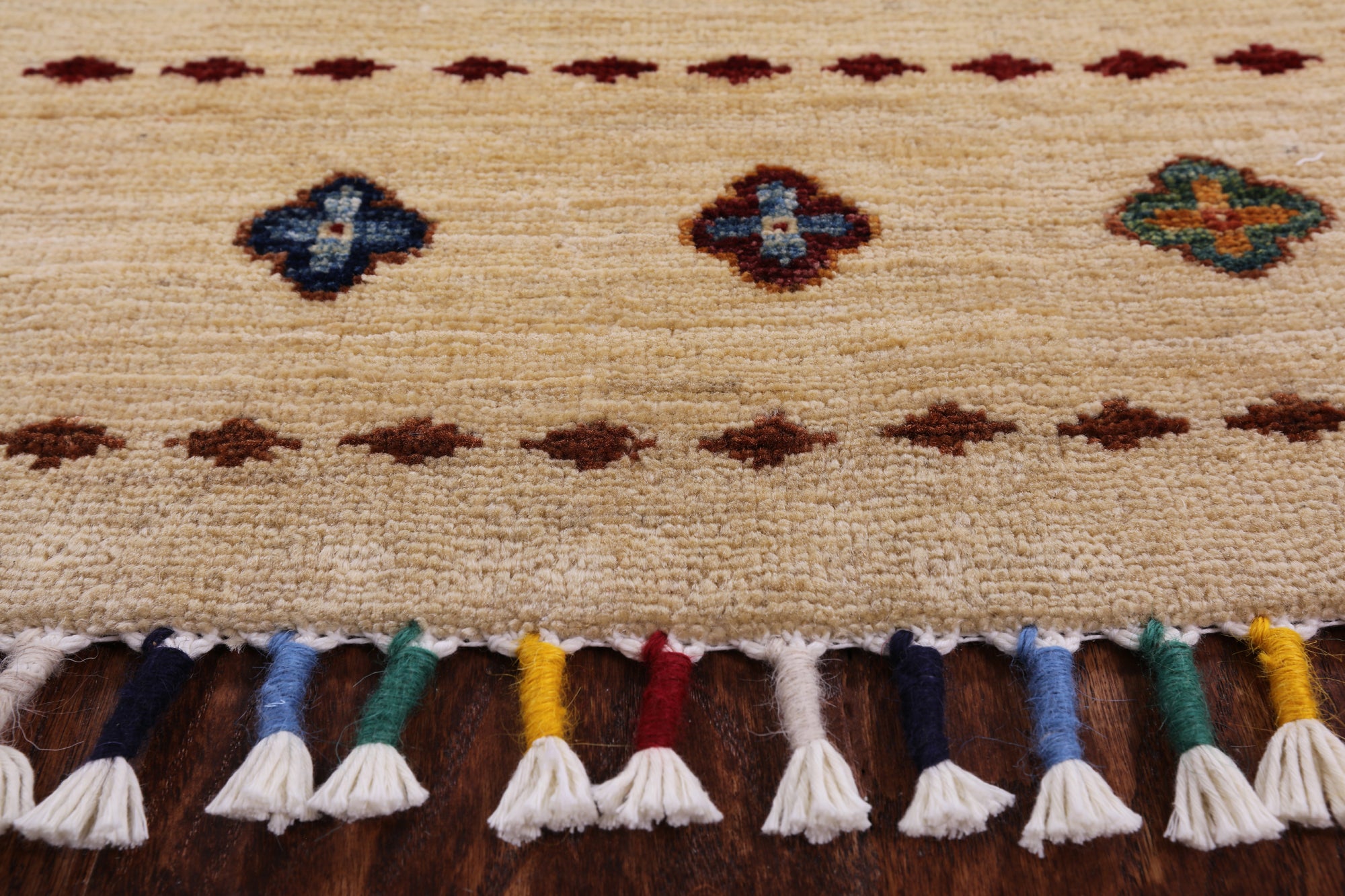 Ivory Khorjin Persian Gabbeh Hand Knotted Wool Rug - 8' 1" X 10' 10" - Golden Nile