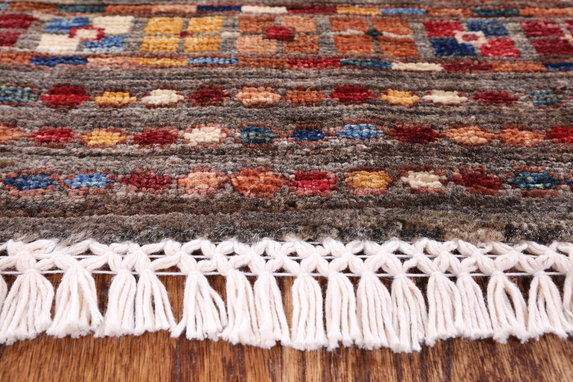 Persian Gabbeh Handmade Wool Area Rug - 4' 11" X 6' 5" - Golden Nile