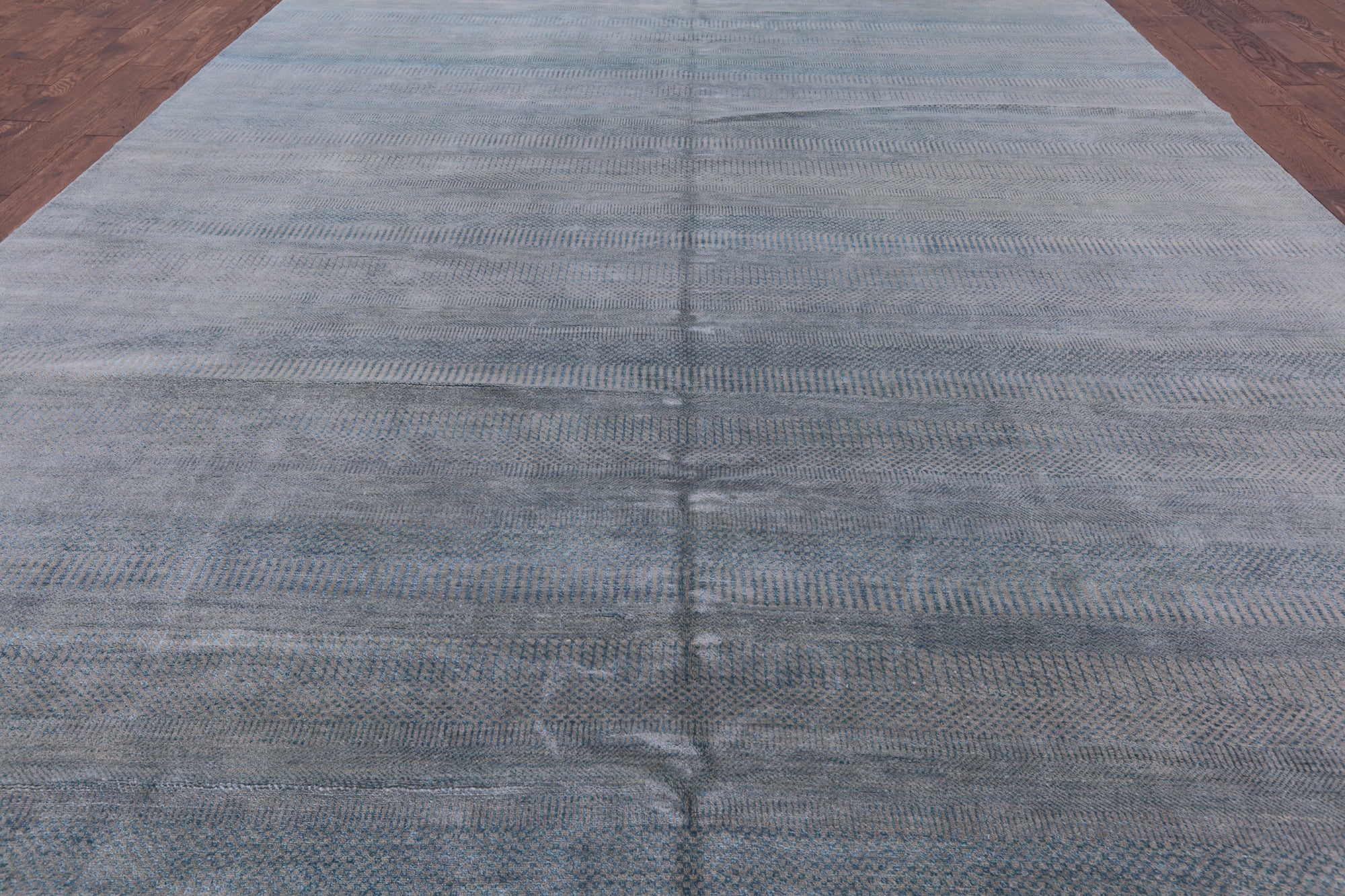 Grey Savannah Grass Hand Knotted Wool & Silk Area Rug - 10' 2" X 14' 3" - Golden Nile
