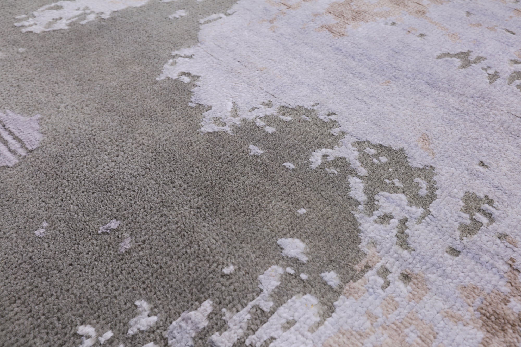 Modern Abstract Hand Knotted Wool & Silk Rug - 7' 11" X 9' 10" - Golden Nile
