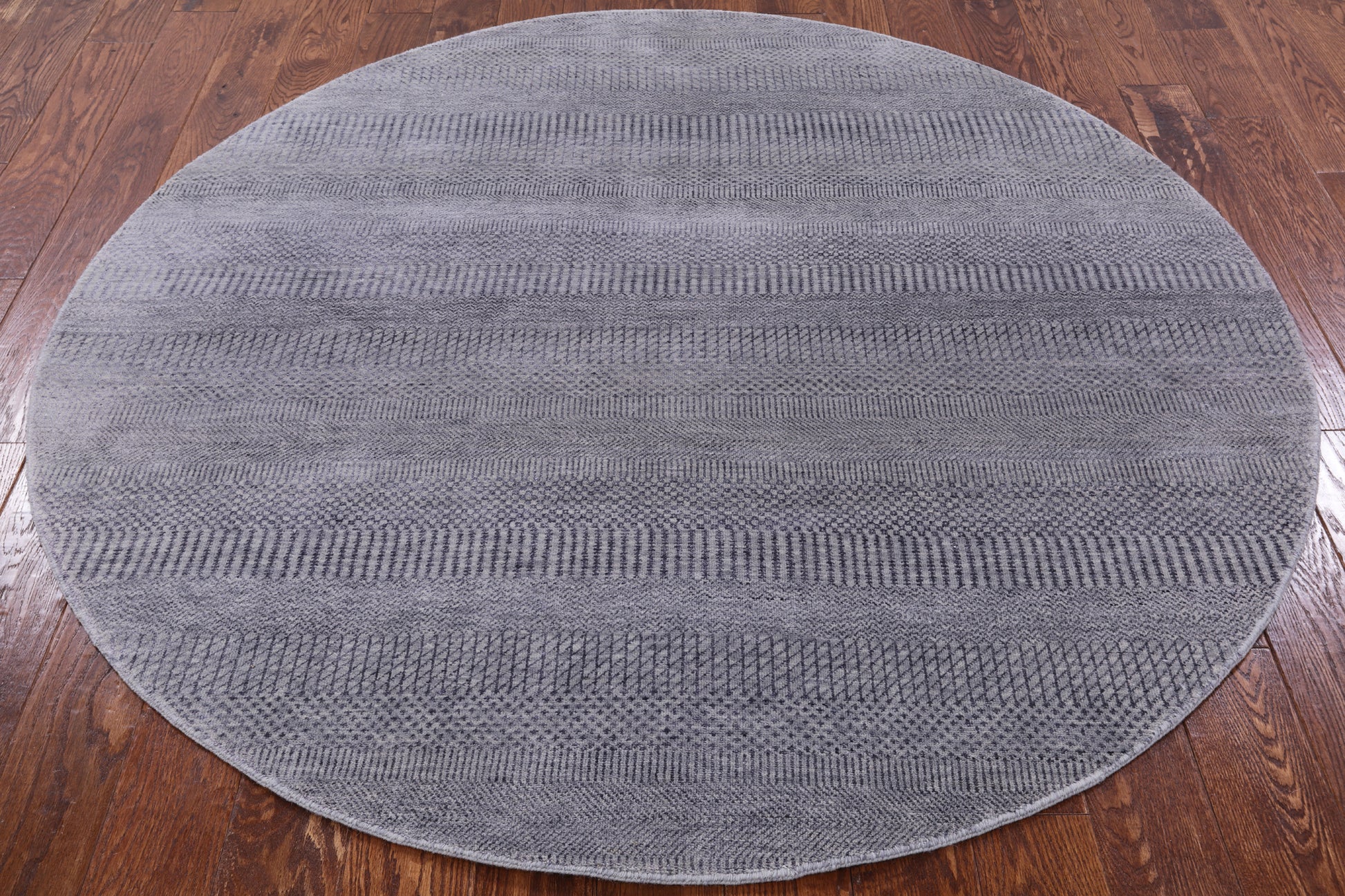 Grey Round Savannah Grass Hand-Knotted Wool & Silk Rug - 5' 9" X 5' 9" - Golden Nile