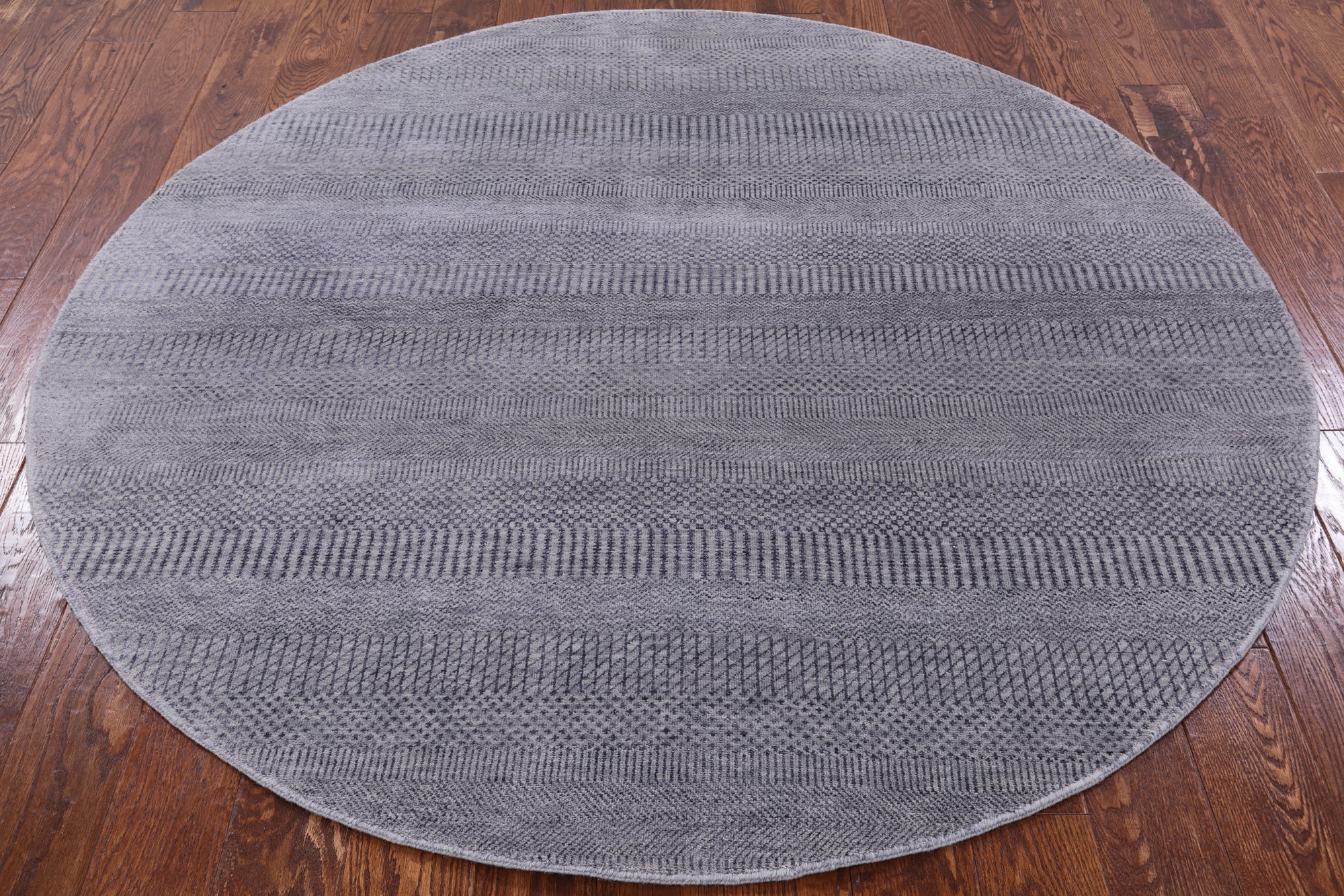 Grey Round Savannah Grass Hand-Knotted Wool & Silk Rug - 5' 9" X 5' 9" - Golden Nile