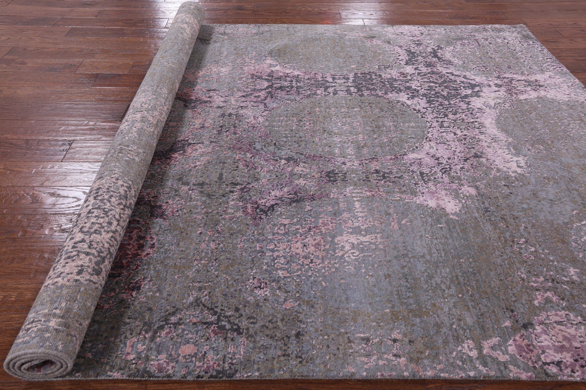 Modern Hand Knotted Wool & Silk Rug - 6' 5" X 9' 5" - Golden Nile