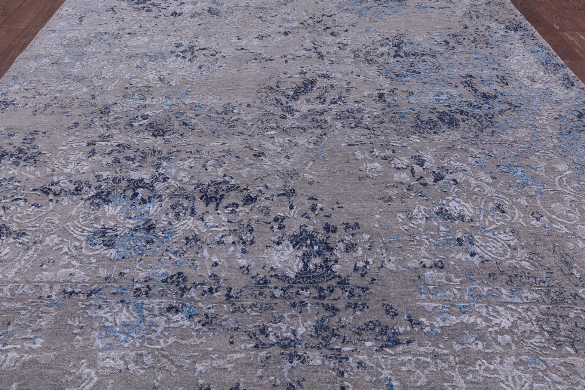 Grey Modern Handmade Wool & Silk Rug - 7' 9" X 10' 2" - Golden Nile