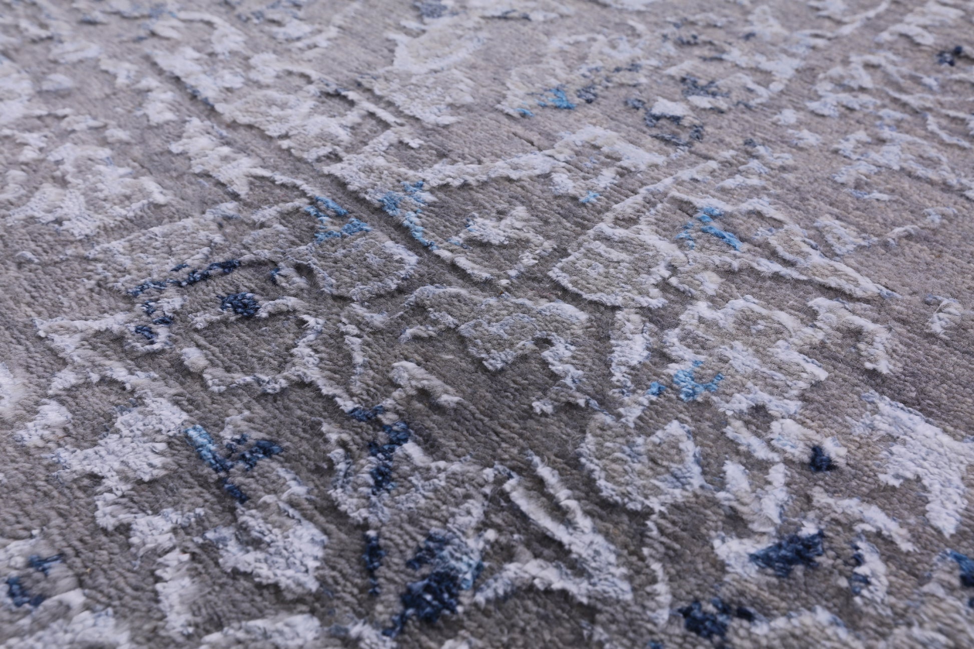Grey Modern Handmade Wool & Silk Rug - 7' 9" X 10' 2" - Golden Nile