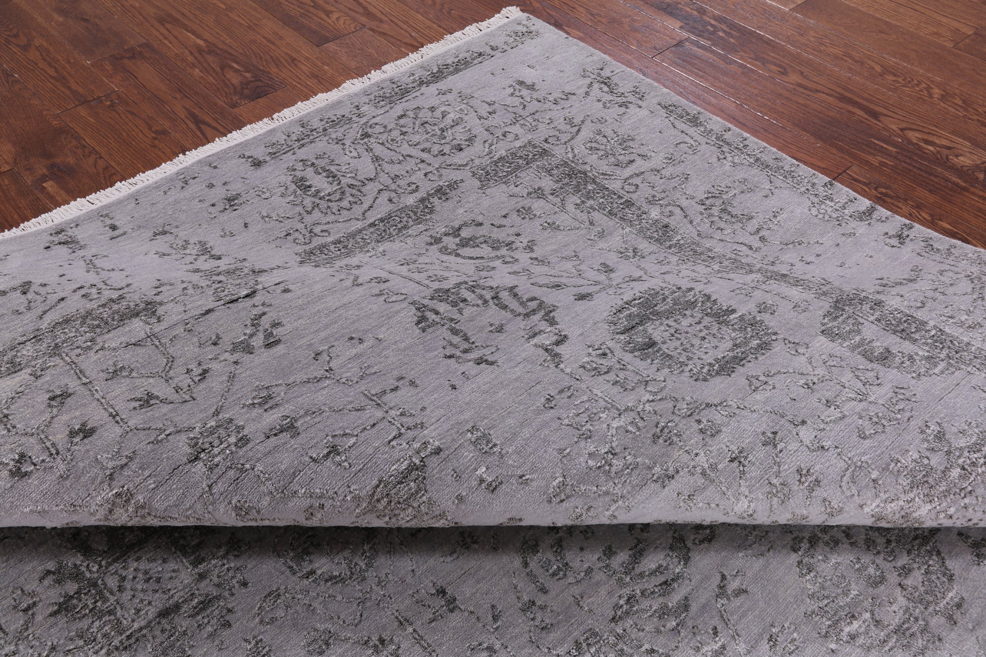Grey Modern Floral Hand-Knotted Wool & Silk Rug - 8' 0" X 10' 0" - Golden Nile