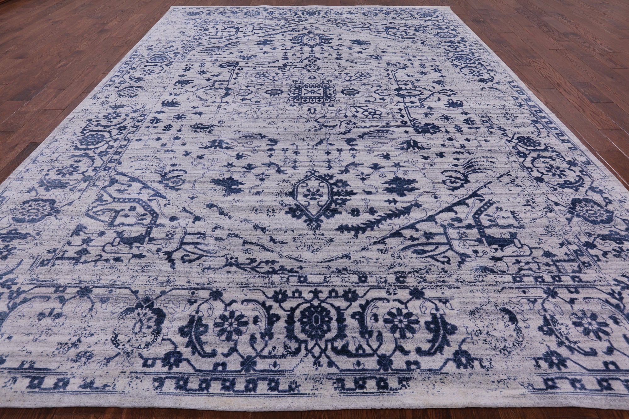 Grey Persian Fine Serapi Handmade Wool & Silk Rug - 8' 10" X 12' 1" - Golden Nile