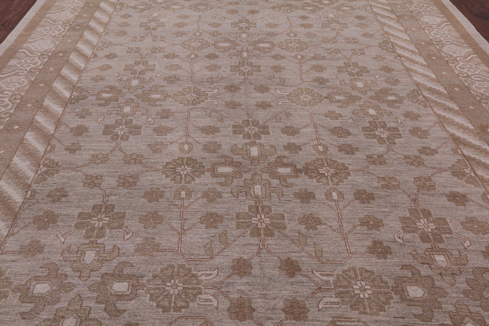 Traditional Handmade Rug - 9' 1" X 11' 3" - Golden Nile
