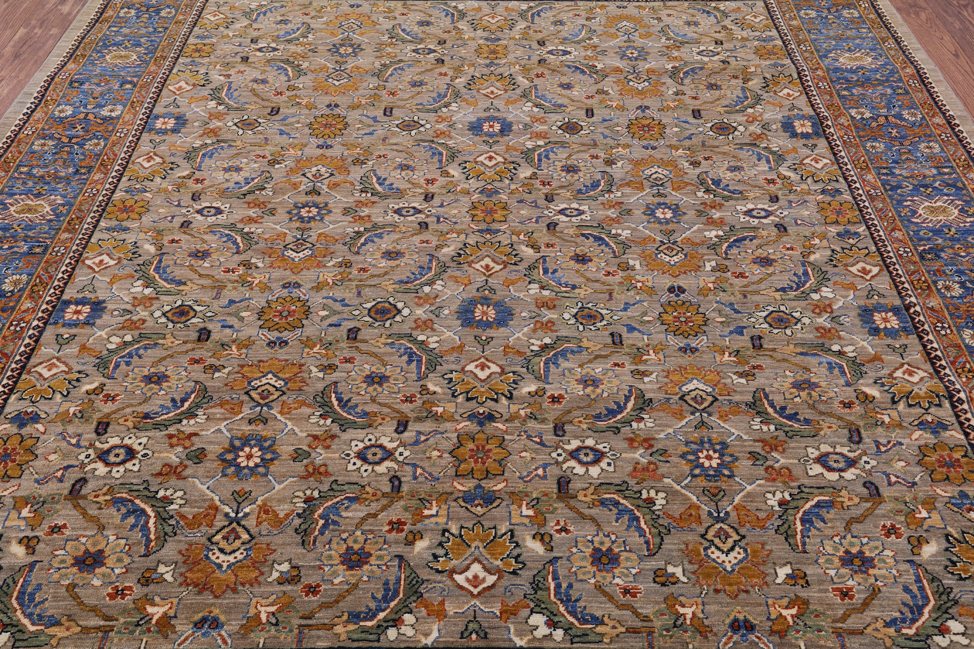 Fine Serapi Hand Knotted Wool Rug - 8' 1" X 9' 6" - Golden Nile