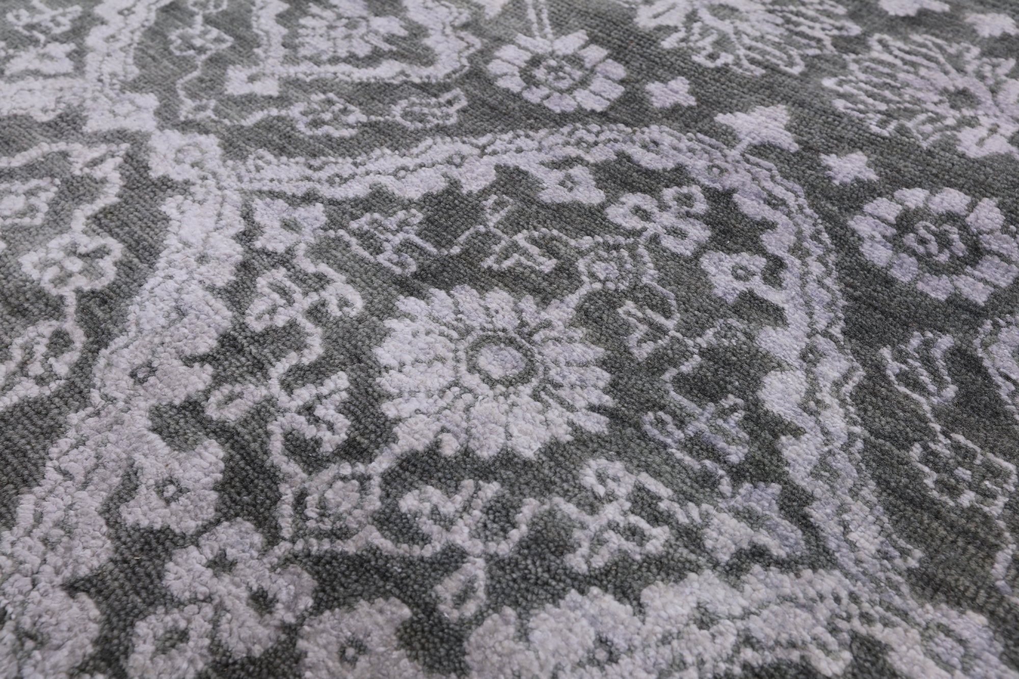Grey Modern Handmade Wool & Silk Rug - 9' 0" X 12' 2" - Golden Nile