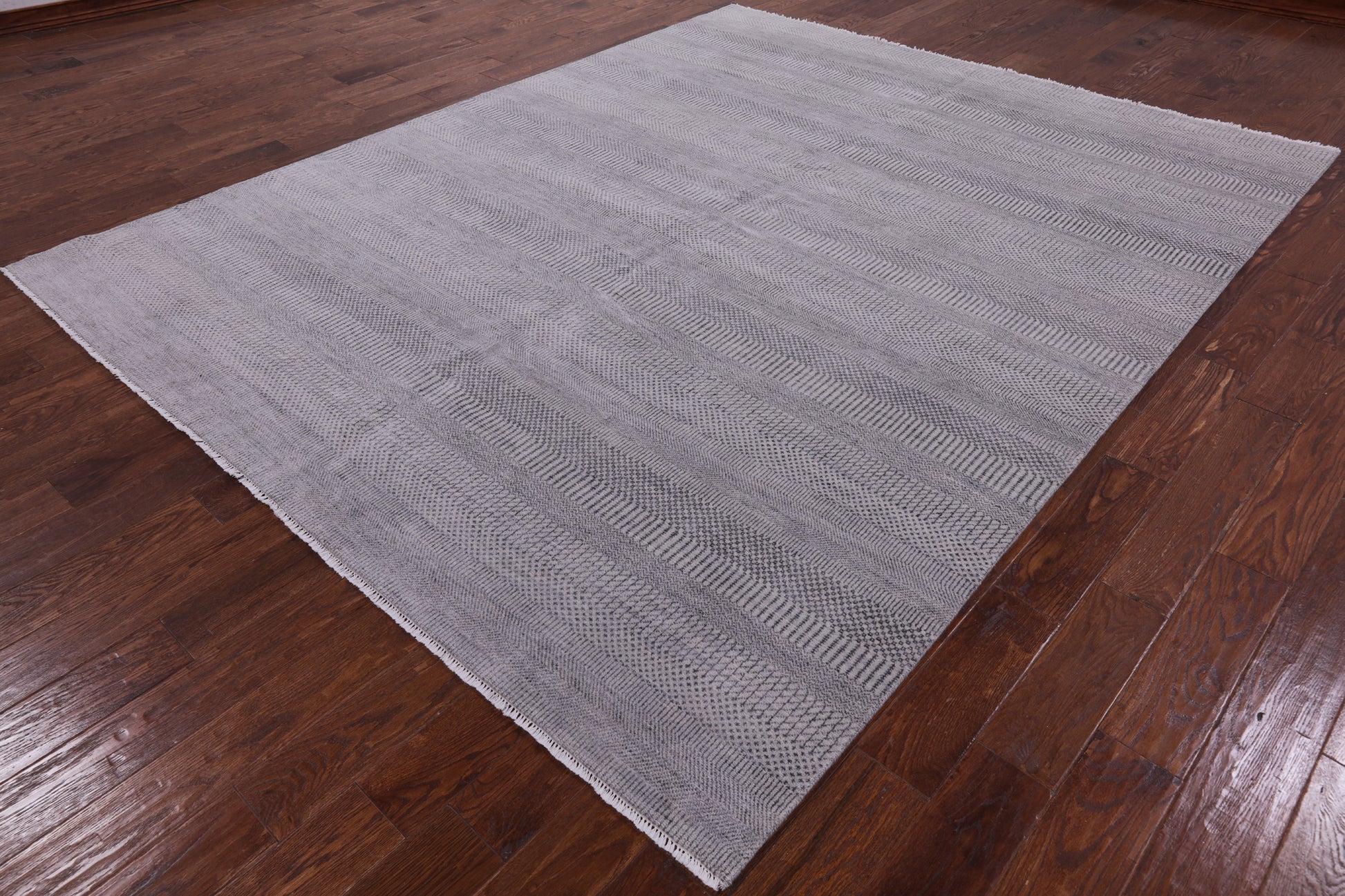 Grey Savannah Grass Hand Knotted Wool & Silk Rug - 8' 1" X 10' 1" - Golden Nile