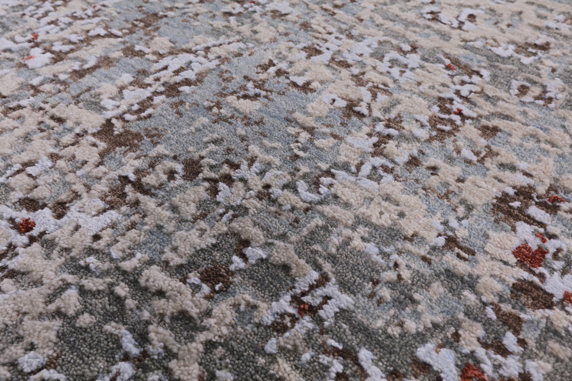 Modern Hand Knotted Wool & Silk Rug - 8' 1" X 10' 4" - Golden Nile