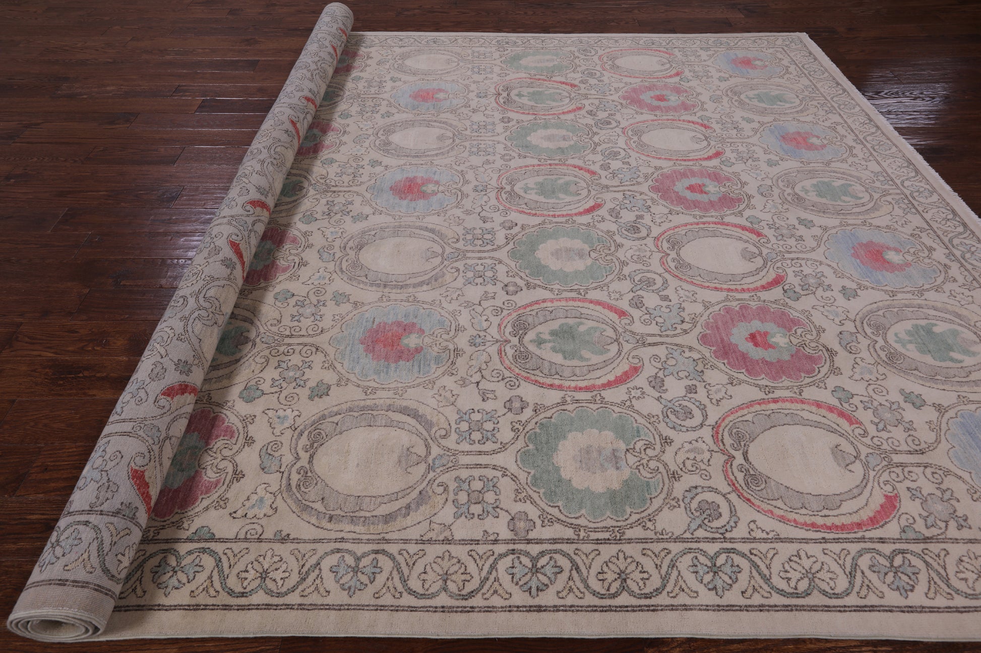 Ivory William Morris Hand Knotted Wool Rug - 9' 1" X 11' 4" - Golden Nile