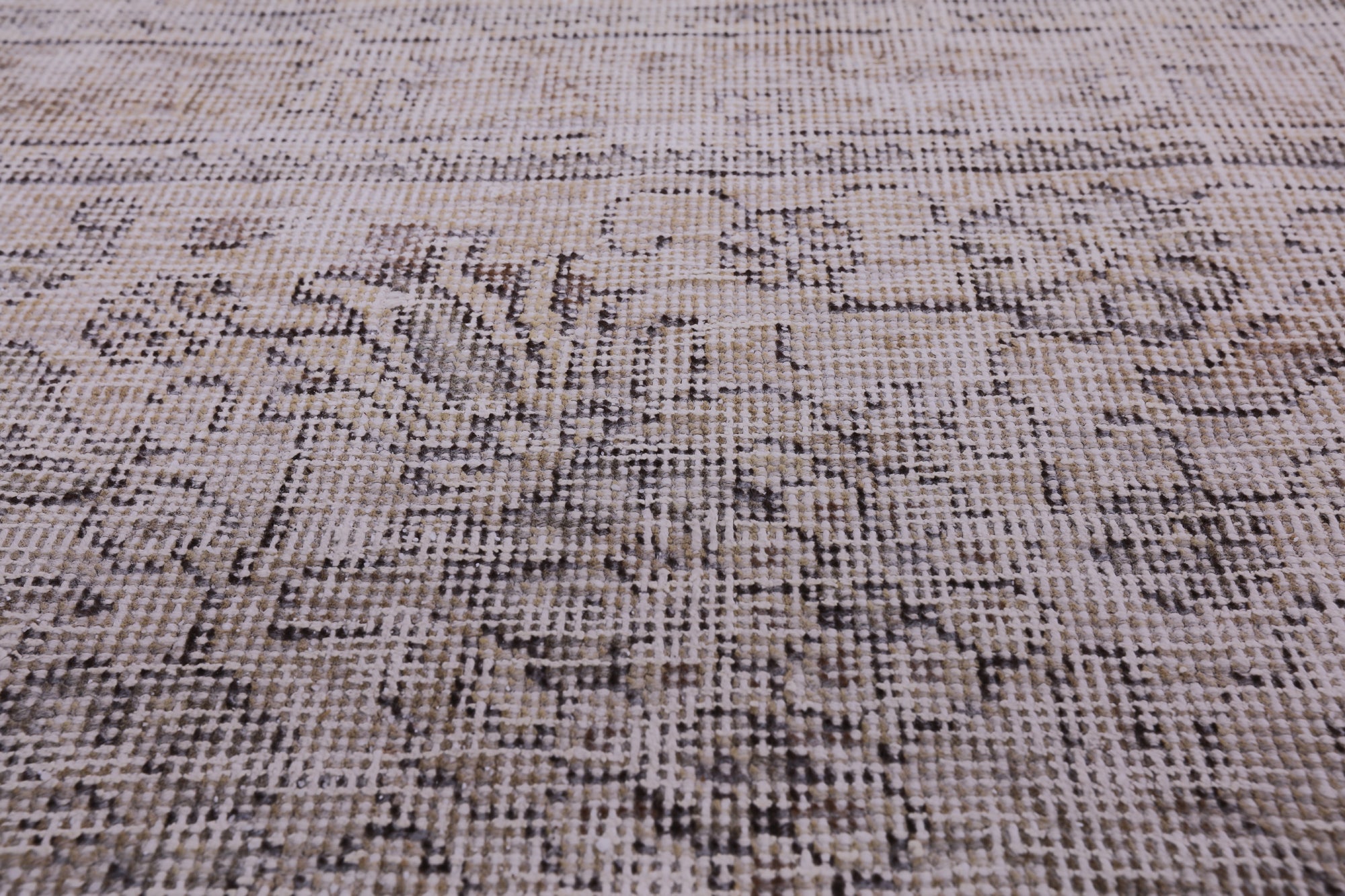 Ivory Persian Vintage White Wash Hand Knotted Wool Rug - 9' 6" X 12' 3" - Golden Nile