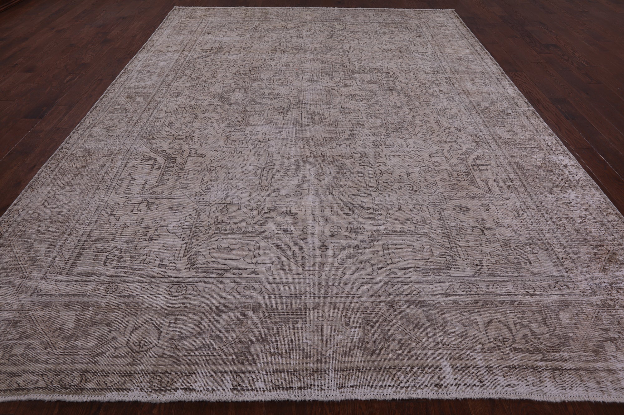 Ivory Persian Vintage White Wash Hand Knotted Wool Rug - 9' 7" X 12' 5" - Golden Nile