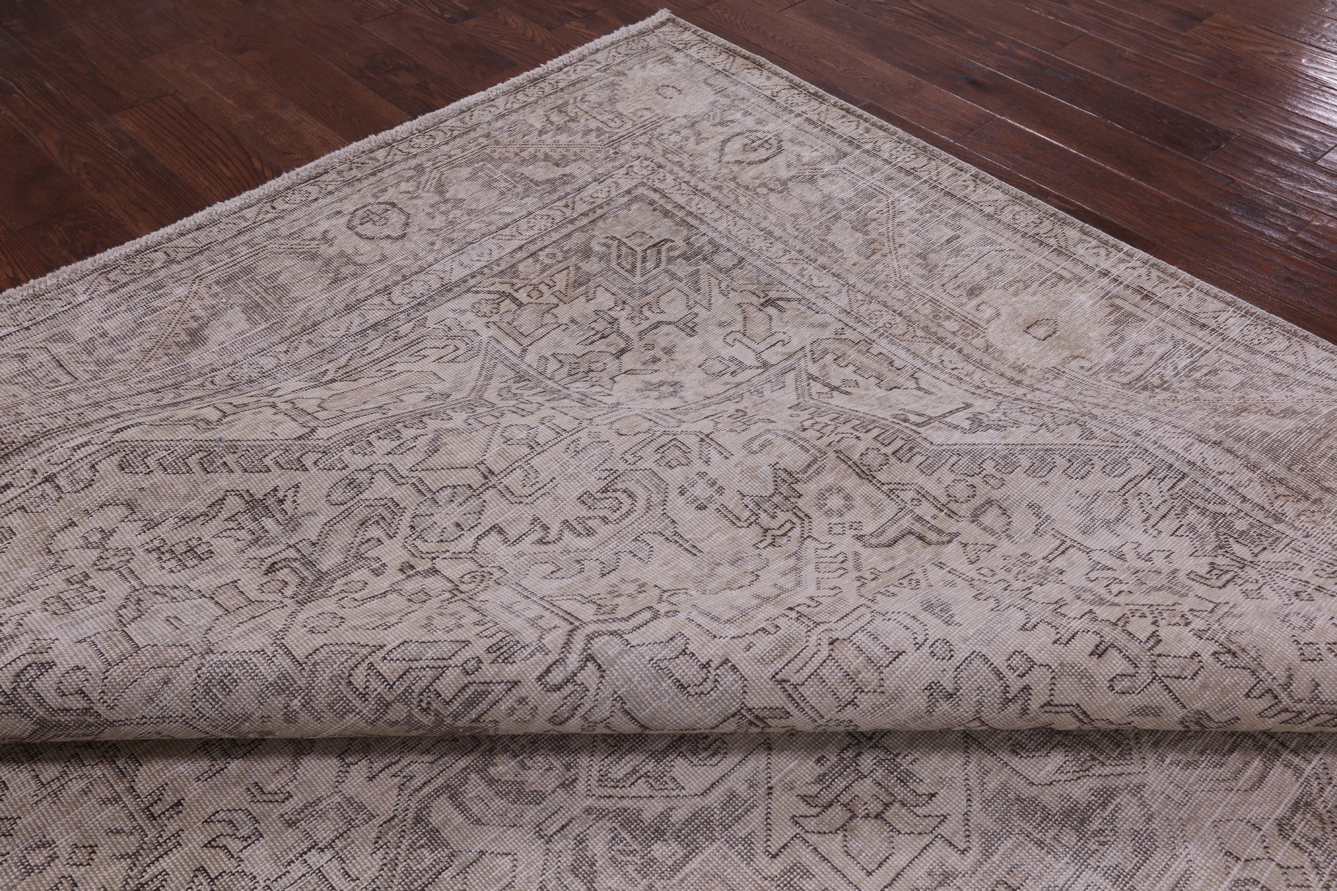 Ivory Persian Vintage White Wash Hand Knotted Wool Rug - 9' 7" X 12' 5" - Golden Nile