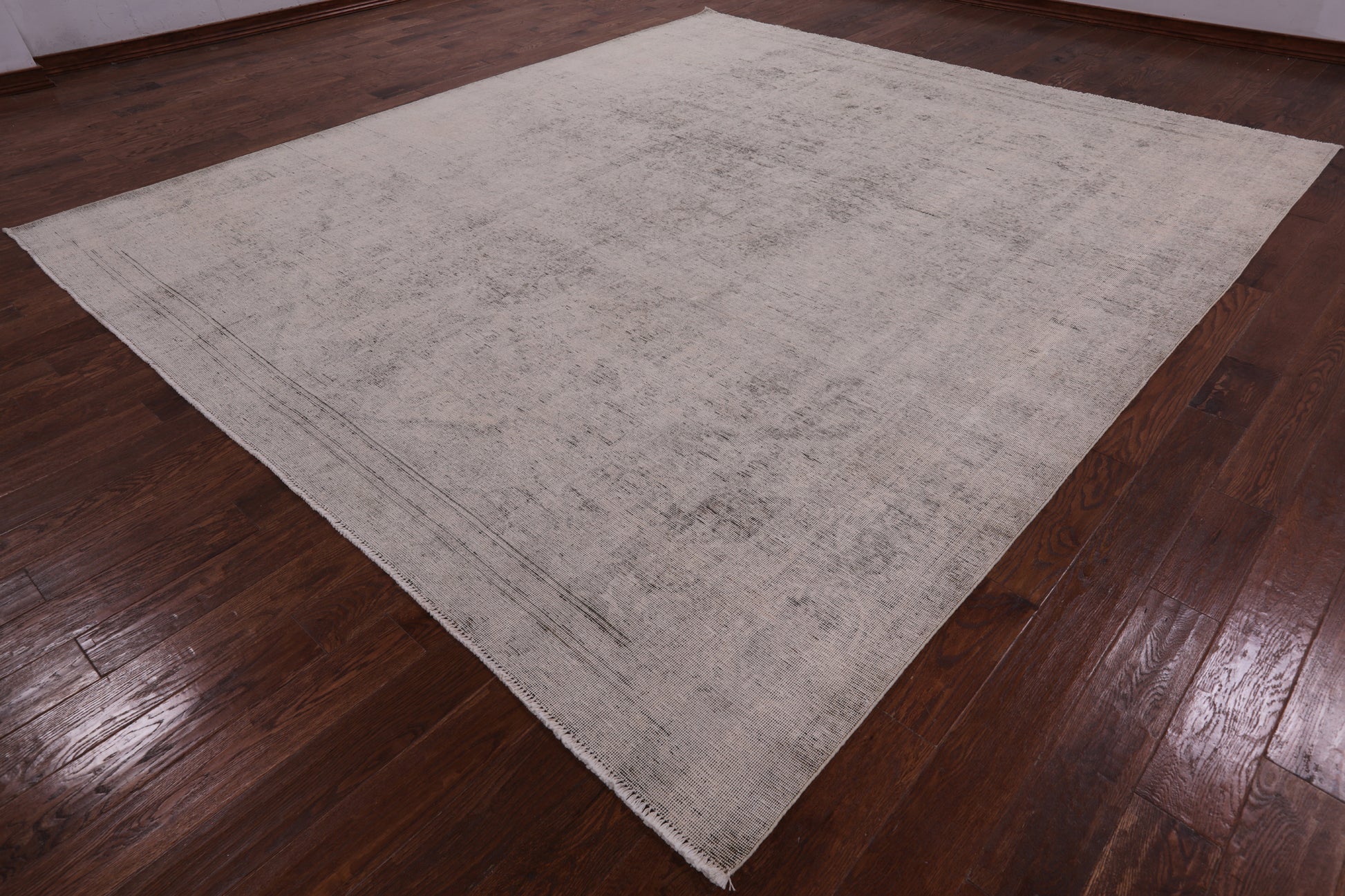 Ivory Persian Vintage White Wash Hand Knotted Wool Rug - 10' 1" X 11' 6" - Golden Nile