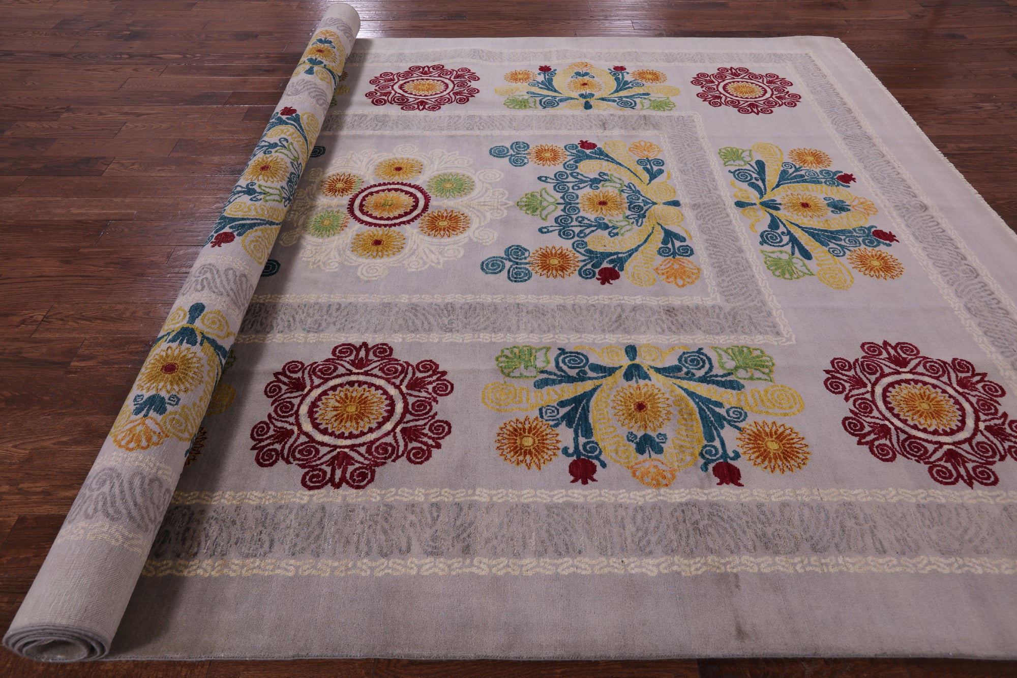 Ivory William Morris Wool & Silk Area Rug - 9' 1" X 12' 4" - Golden Nile