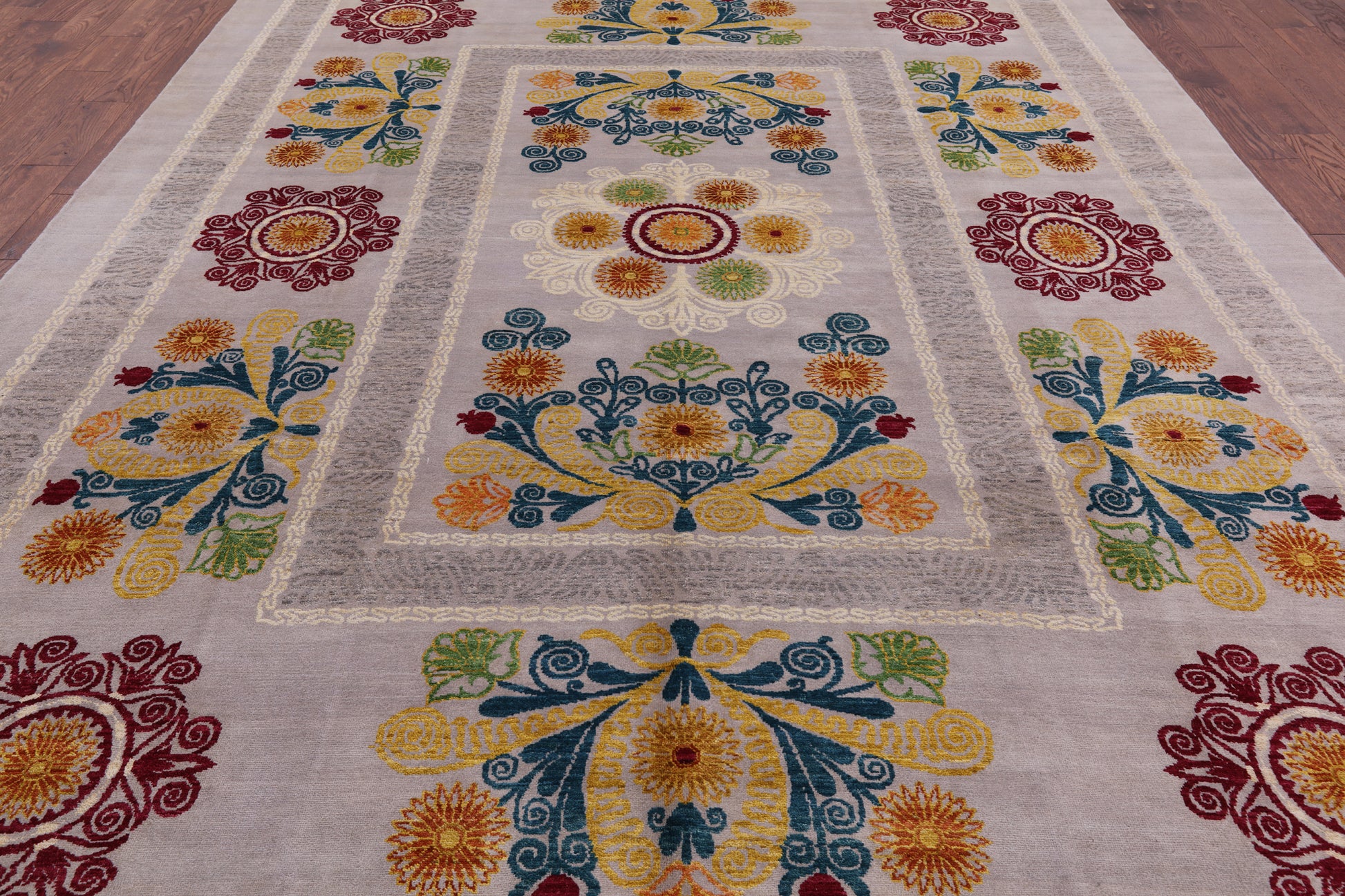 Ivory William Morris Wool & Silk Area Rug - 9' 1" X 12' 4" - Golden Nile